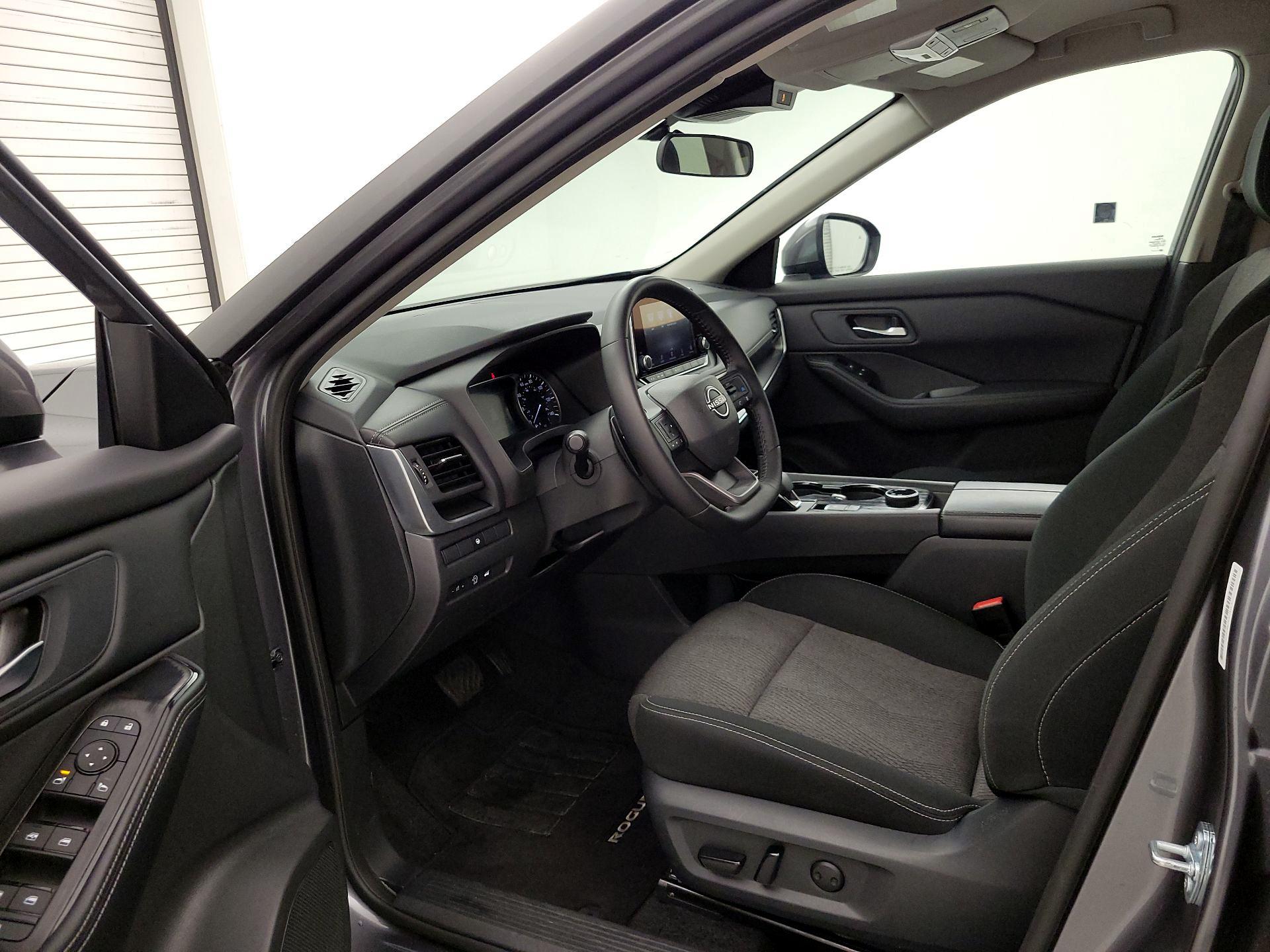 Thumbnail: 2025 Nissan Rogue - 11