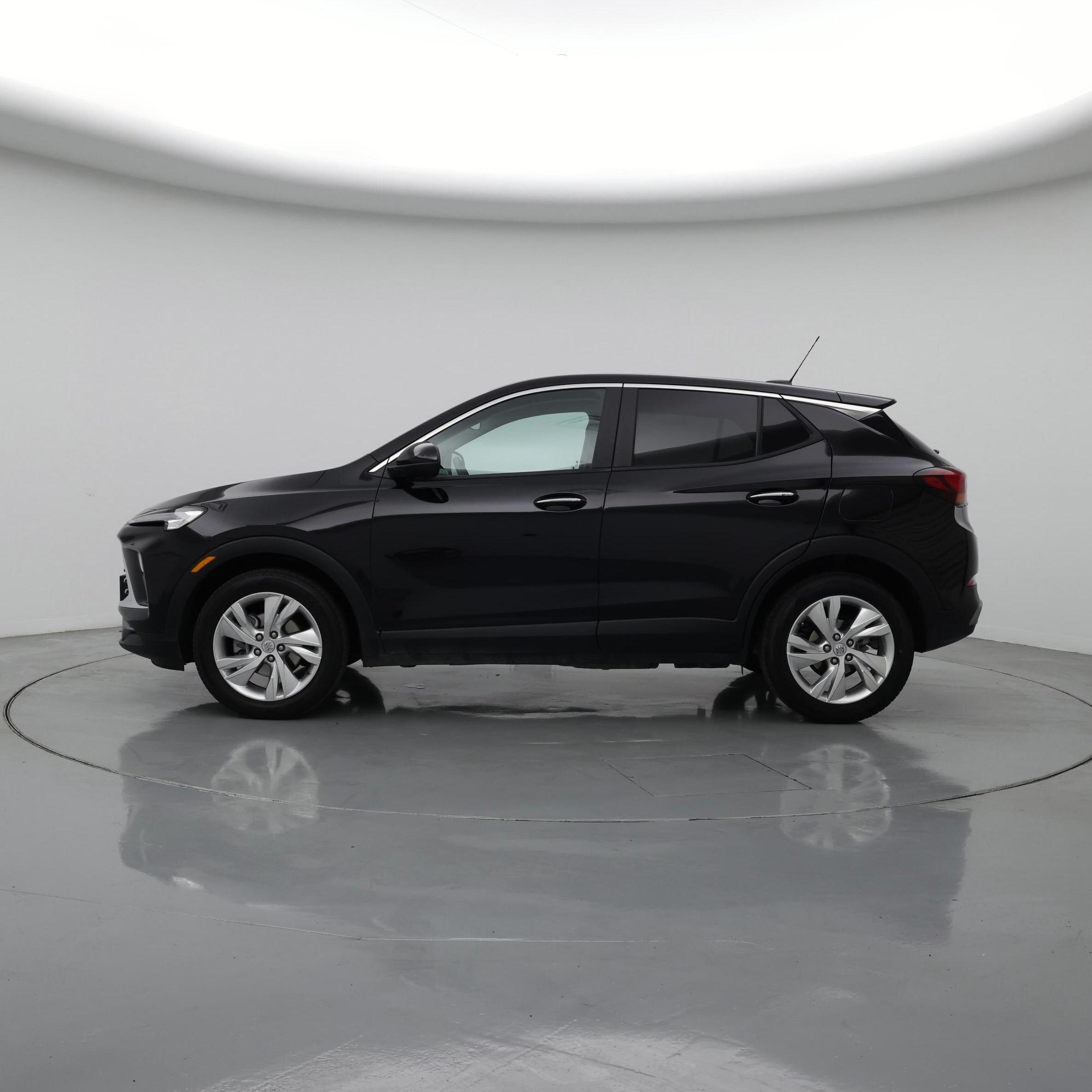 Thumbnail: 2025 Buick Encore GX - 3