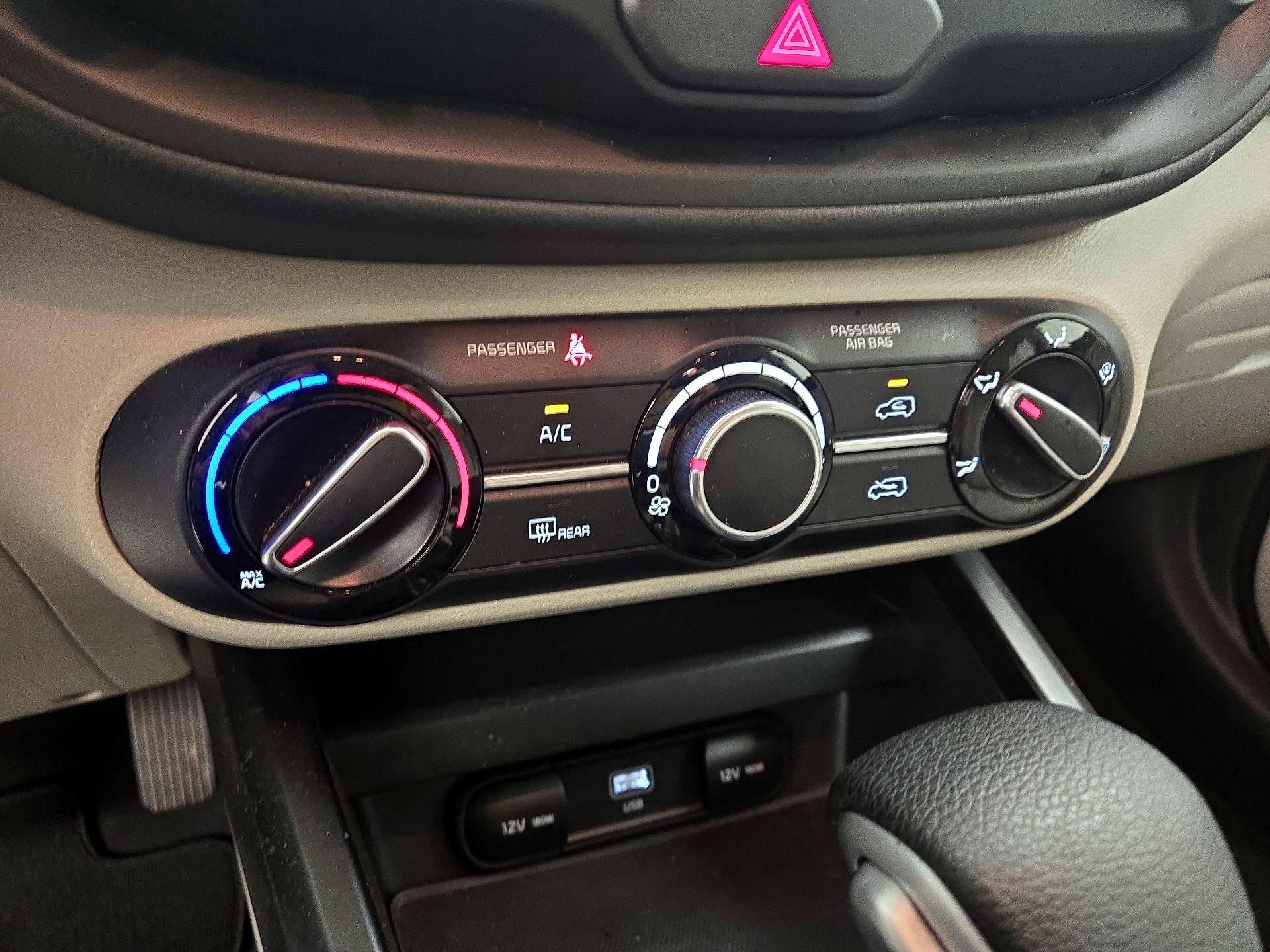 Thumbnail: 2025 Kia Soul - 16