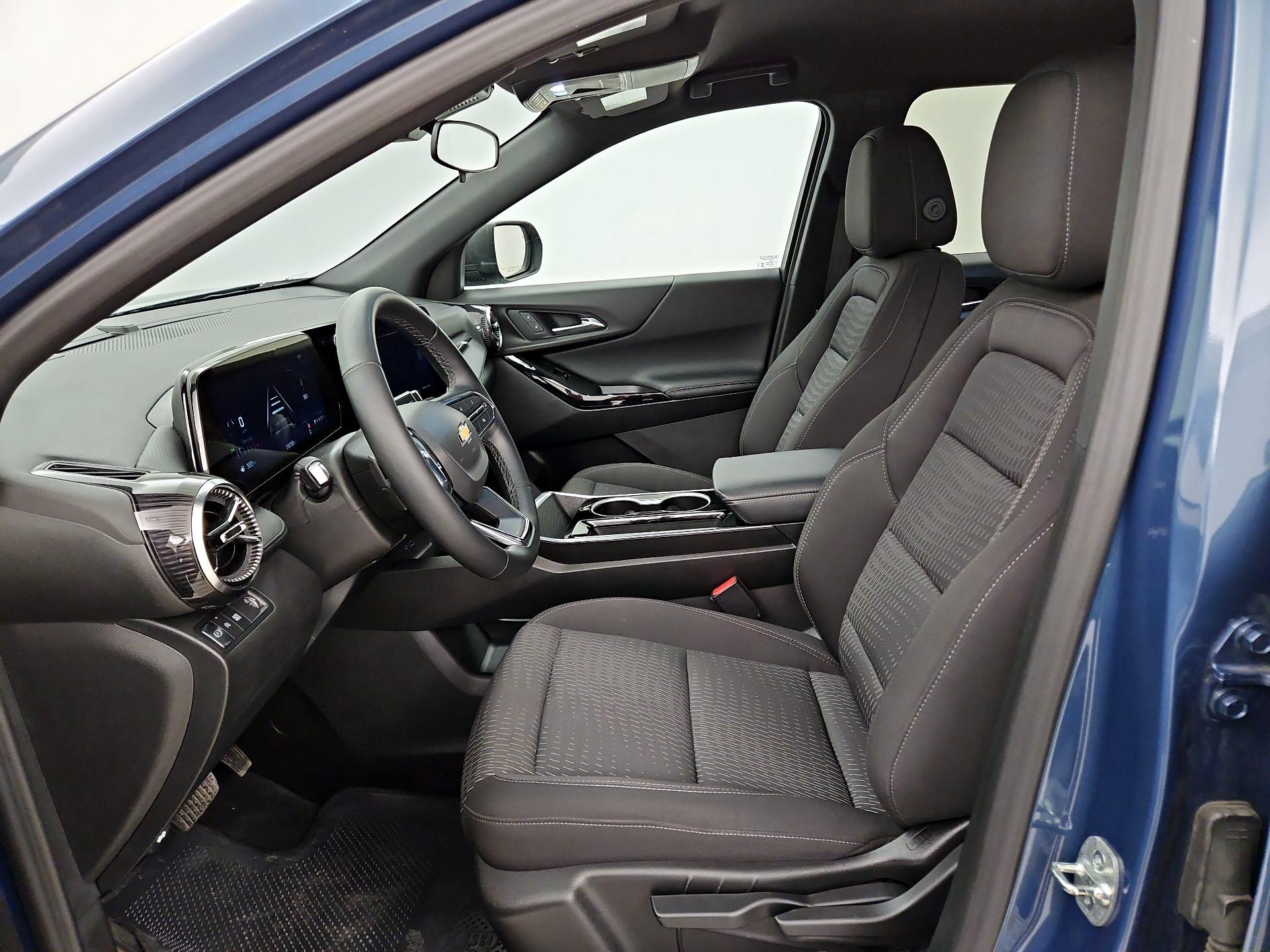 Thumbnail: 2025 Chevrolet Equinox - 11