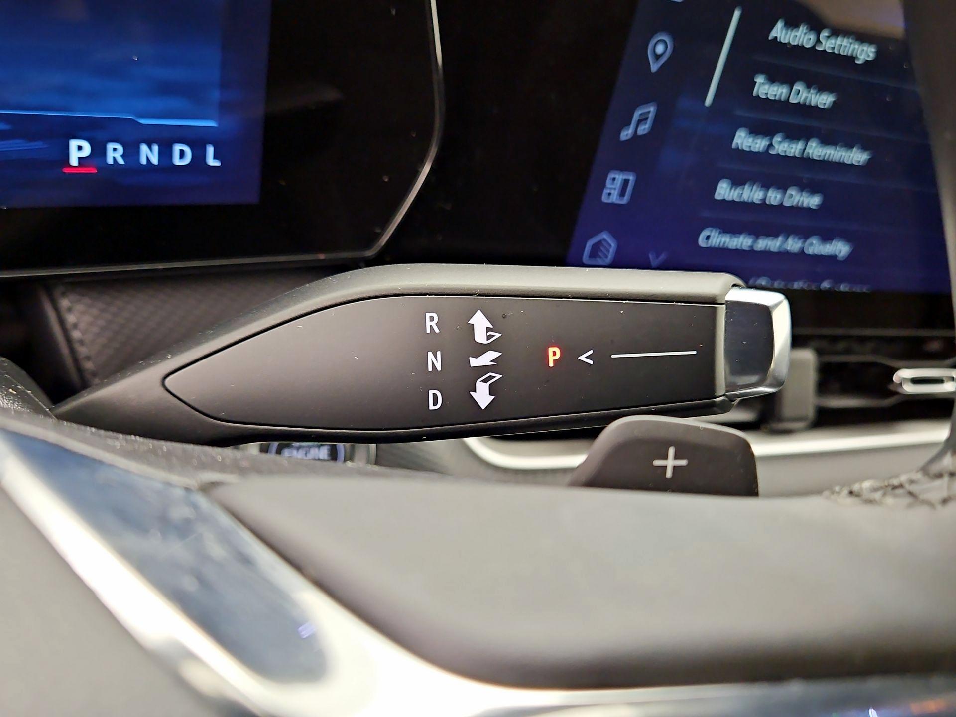 Thumbnail: 2025 Chevrolet Equinox - 17
