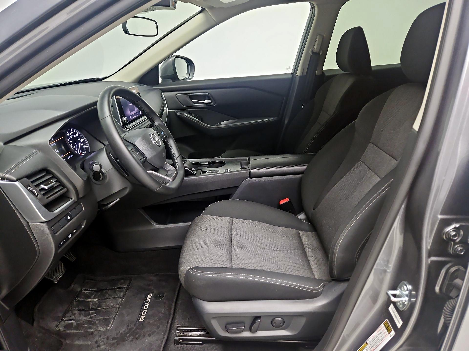 Thumbnail: 2025 Nissan Rogue - 11