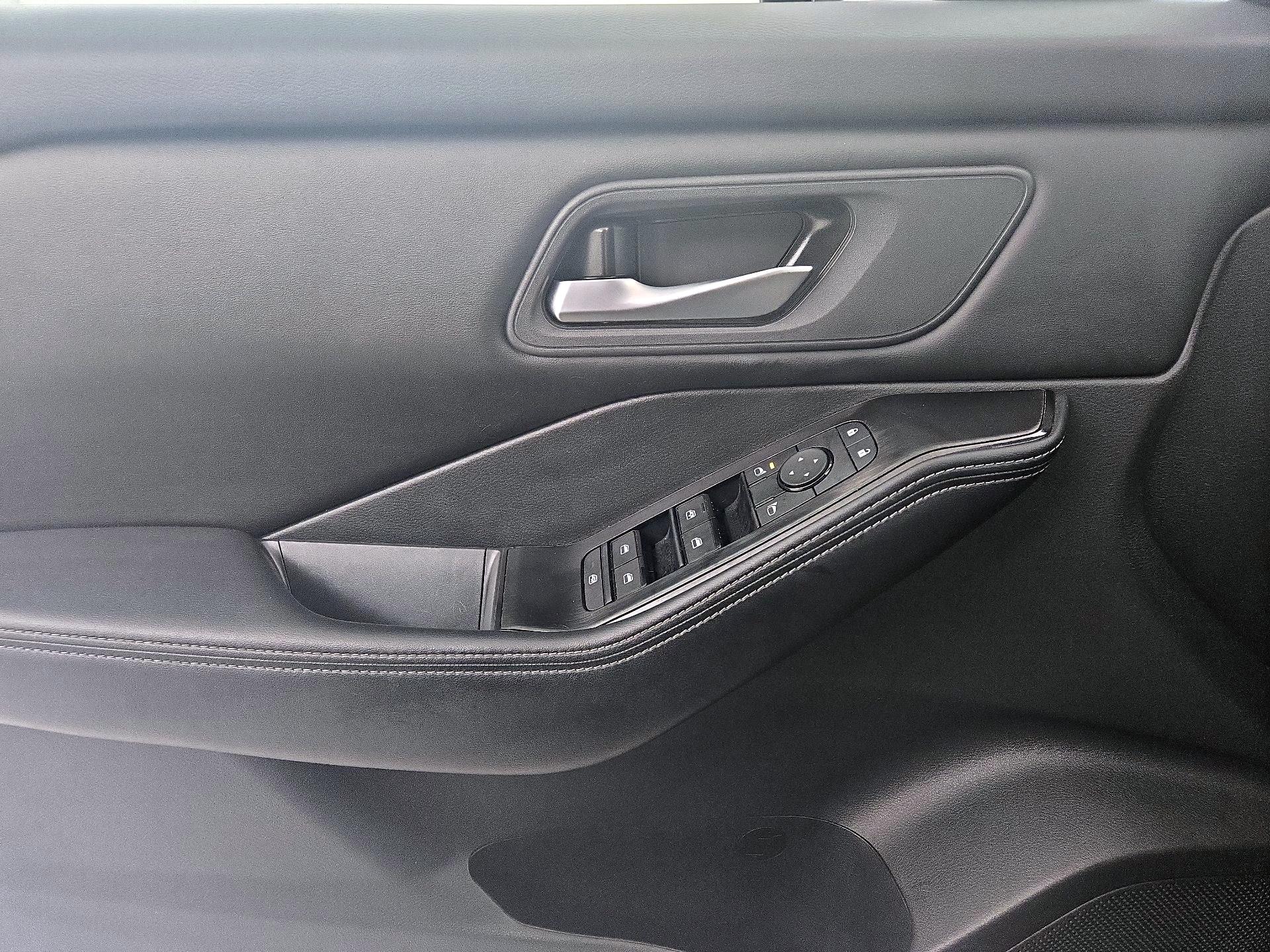 Thumbnail: 2025 Nissan Rogue - 12