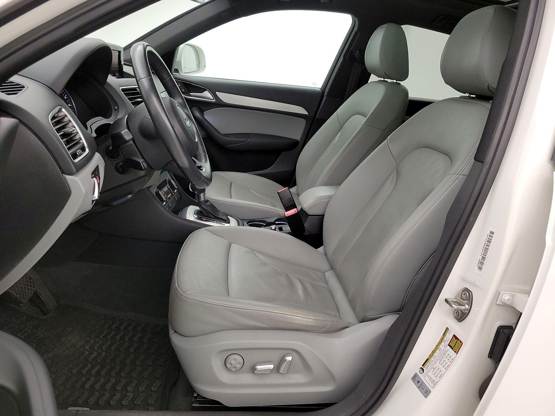 Thumbnail: 2018 Audi Q3 - 11