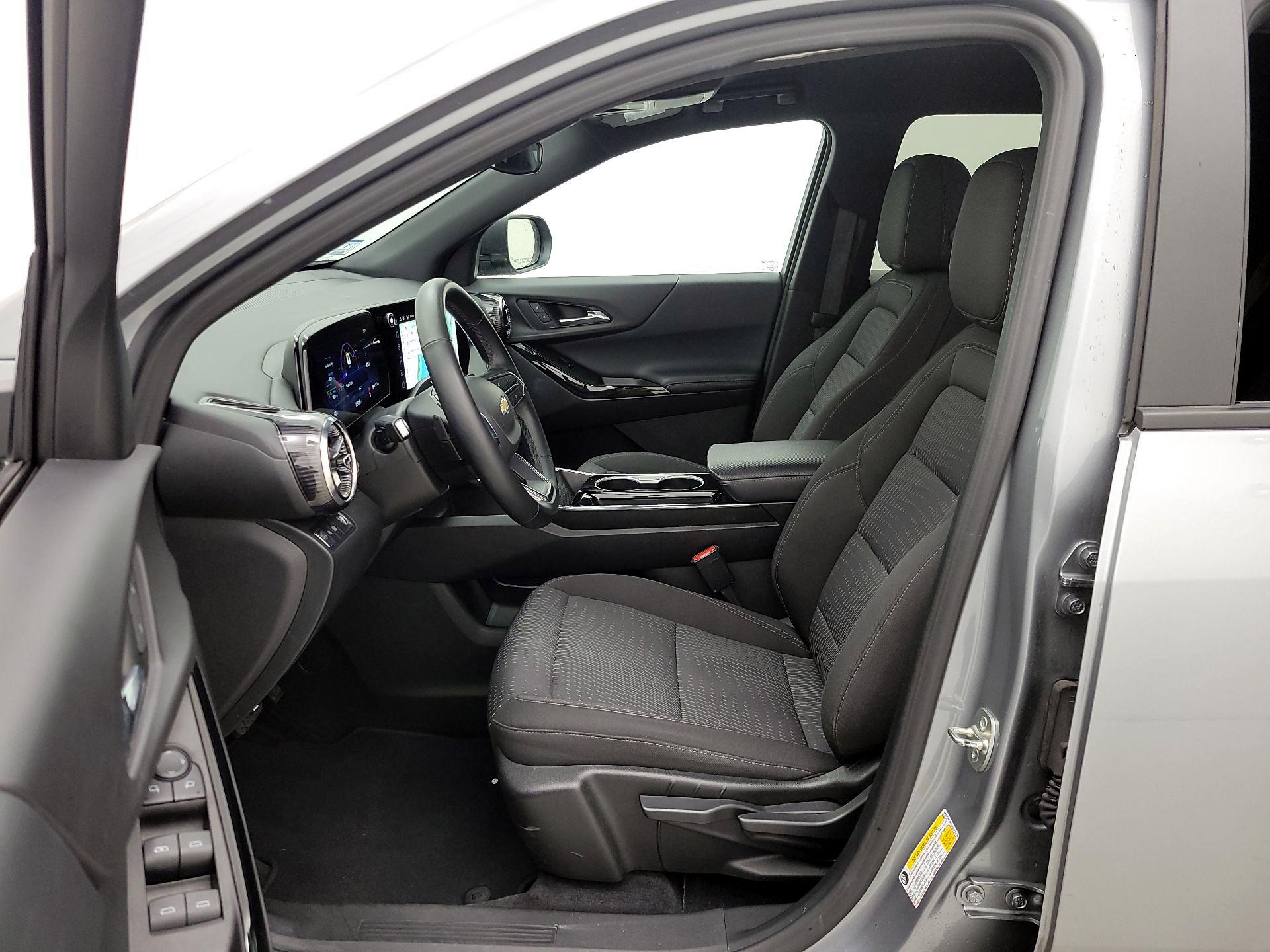 Thumbnail: 2025 Chevrolet Equinox - 11