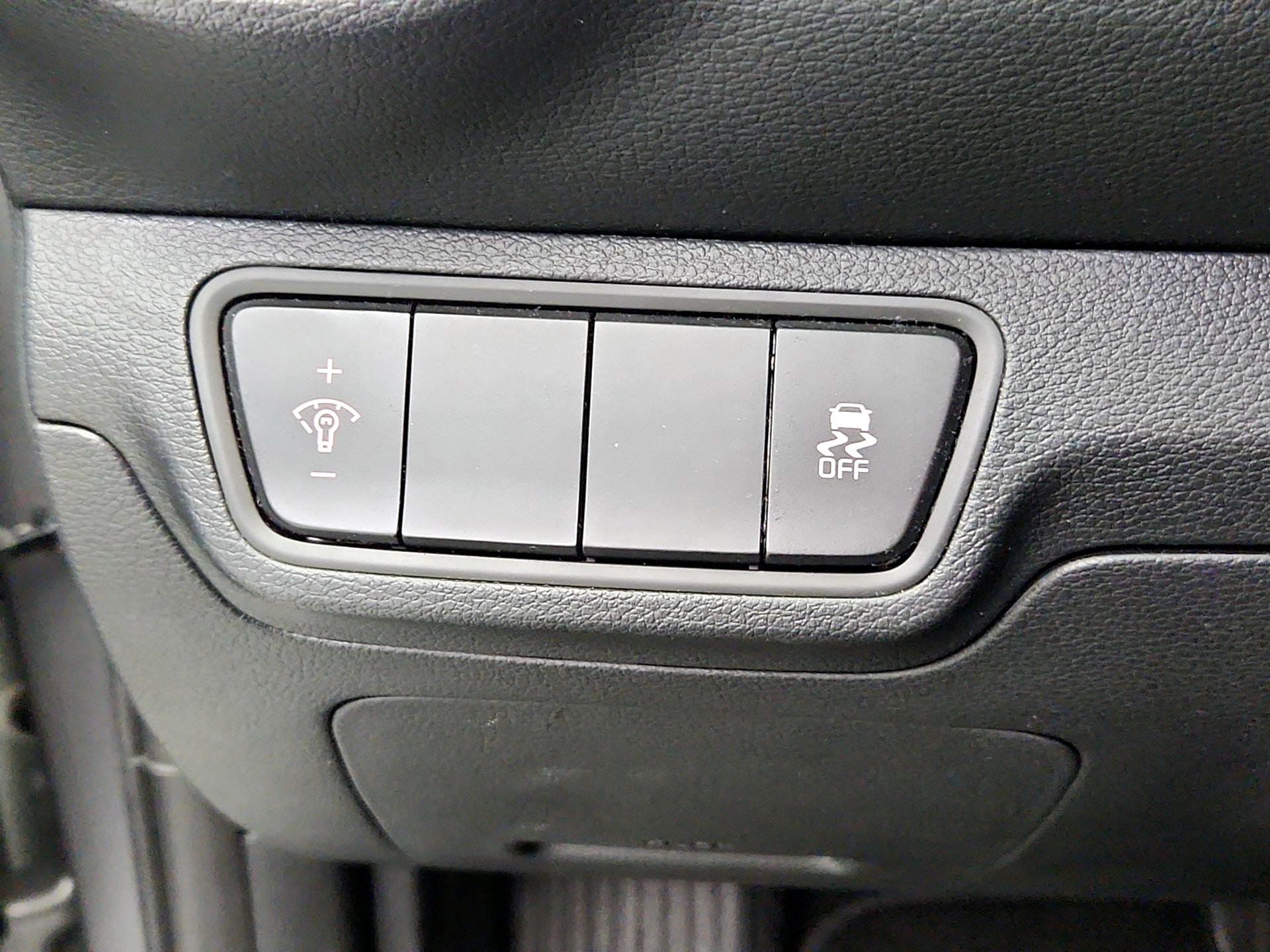 Thumbnail: 2024 Kia Forte - 13