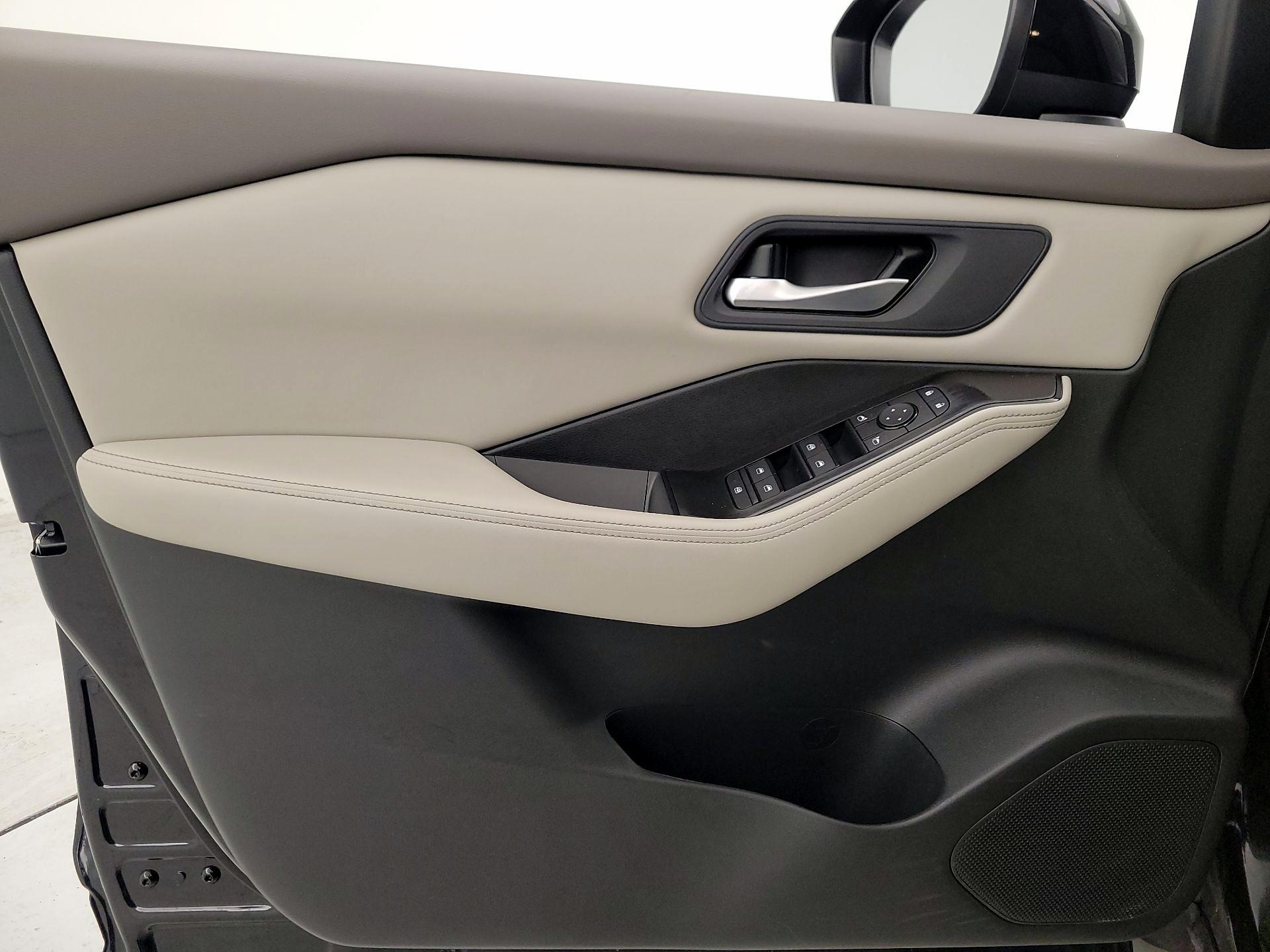 Thumbnail: 2025 Nissan Rogue - 12