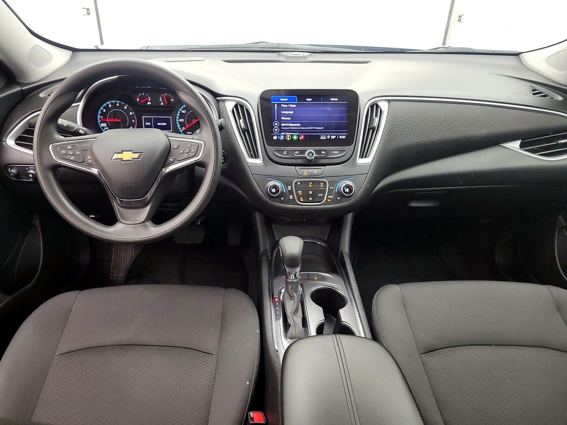 Thumbnail: 2024 Chevrolet Malibu - 9