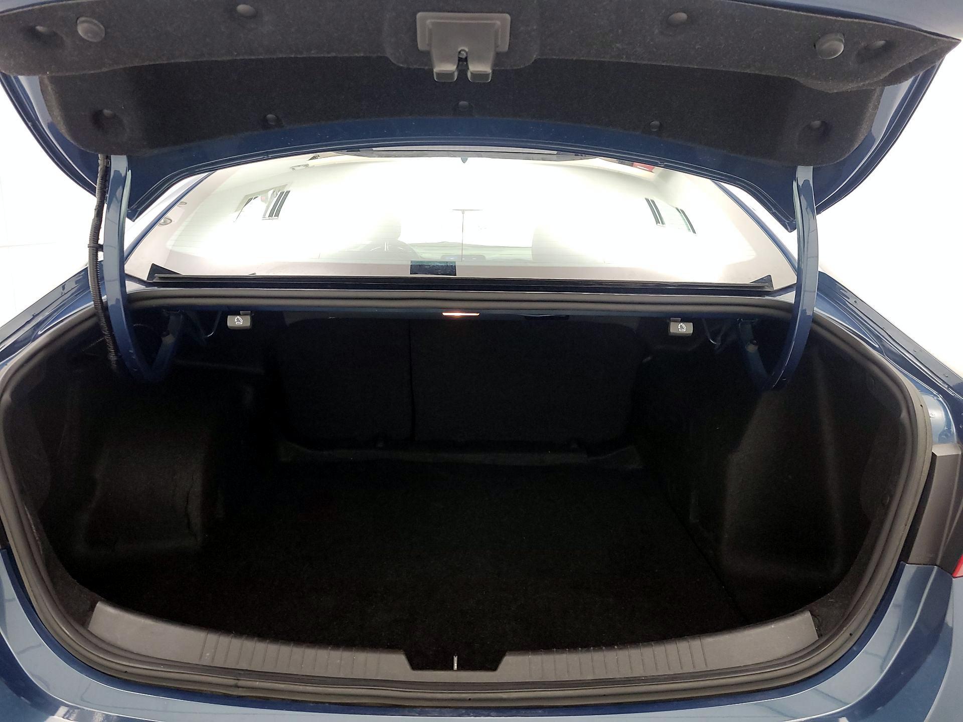 Thumbnail: 2024 Chevrolet Malibu - 20