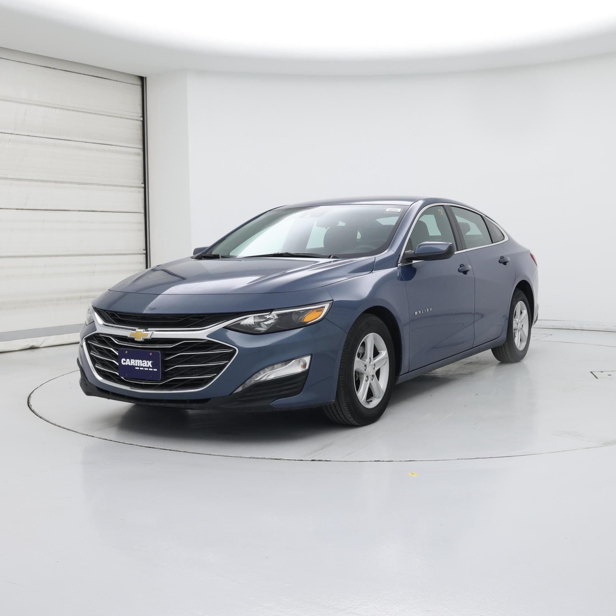 Thumbnail: 2024 Chevrolet Malibu - 4