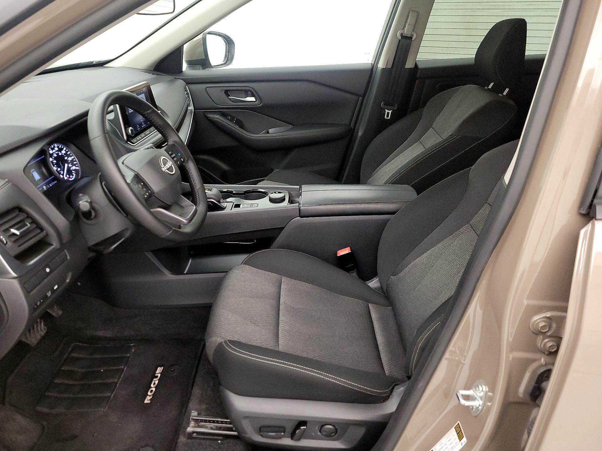 Thumbnail: 2025 Nissan Rogue - 11