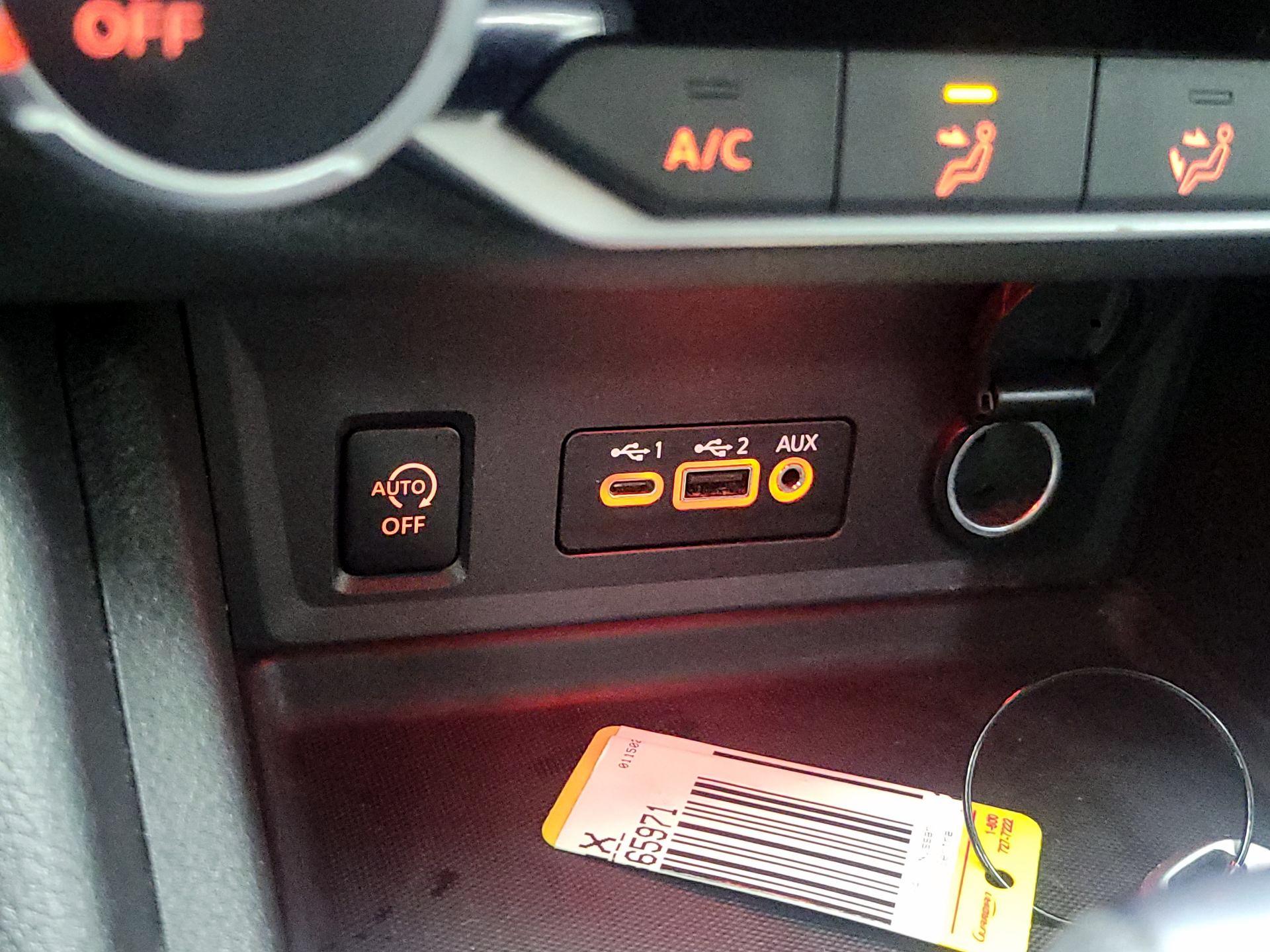 Thumbnail: 2024 Nissan Sentra - 16