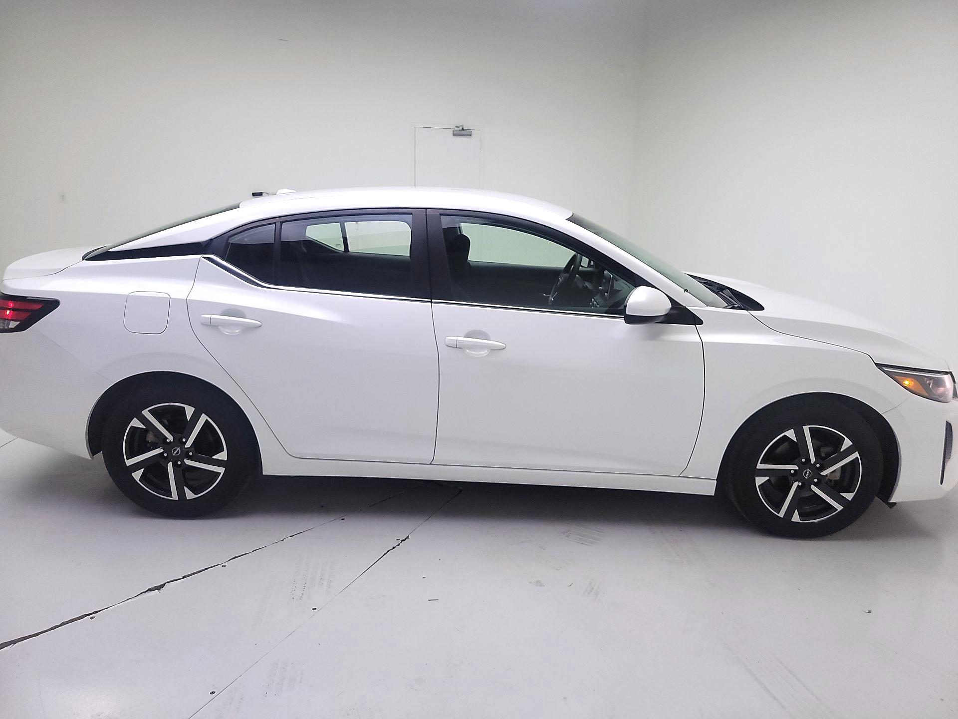 Thumbnail: 2024 Nissan Sentra - 4