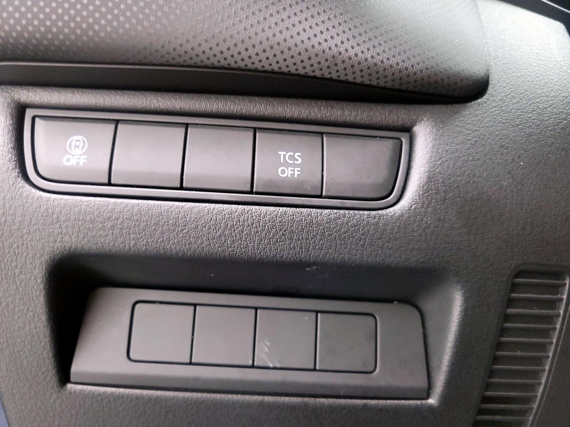 Thumbnail: 2025 Mazda CX-50 - 13