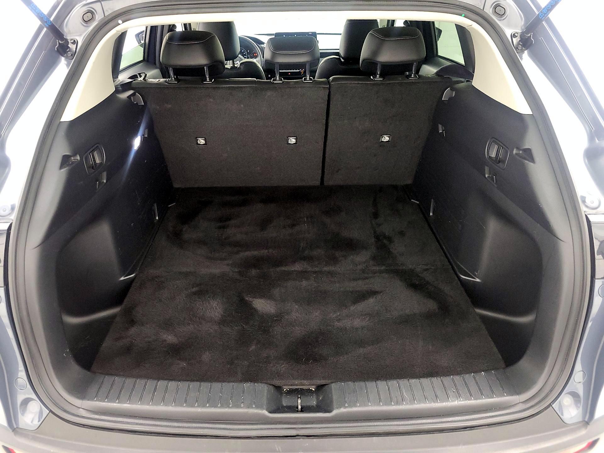 Thumbnail: 2025 Mazda CX-50 - 19