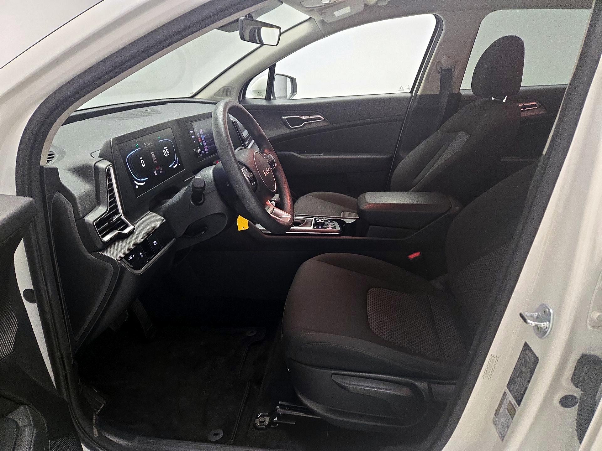 Thumbnail: 2025 Kia Sportage - 11