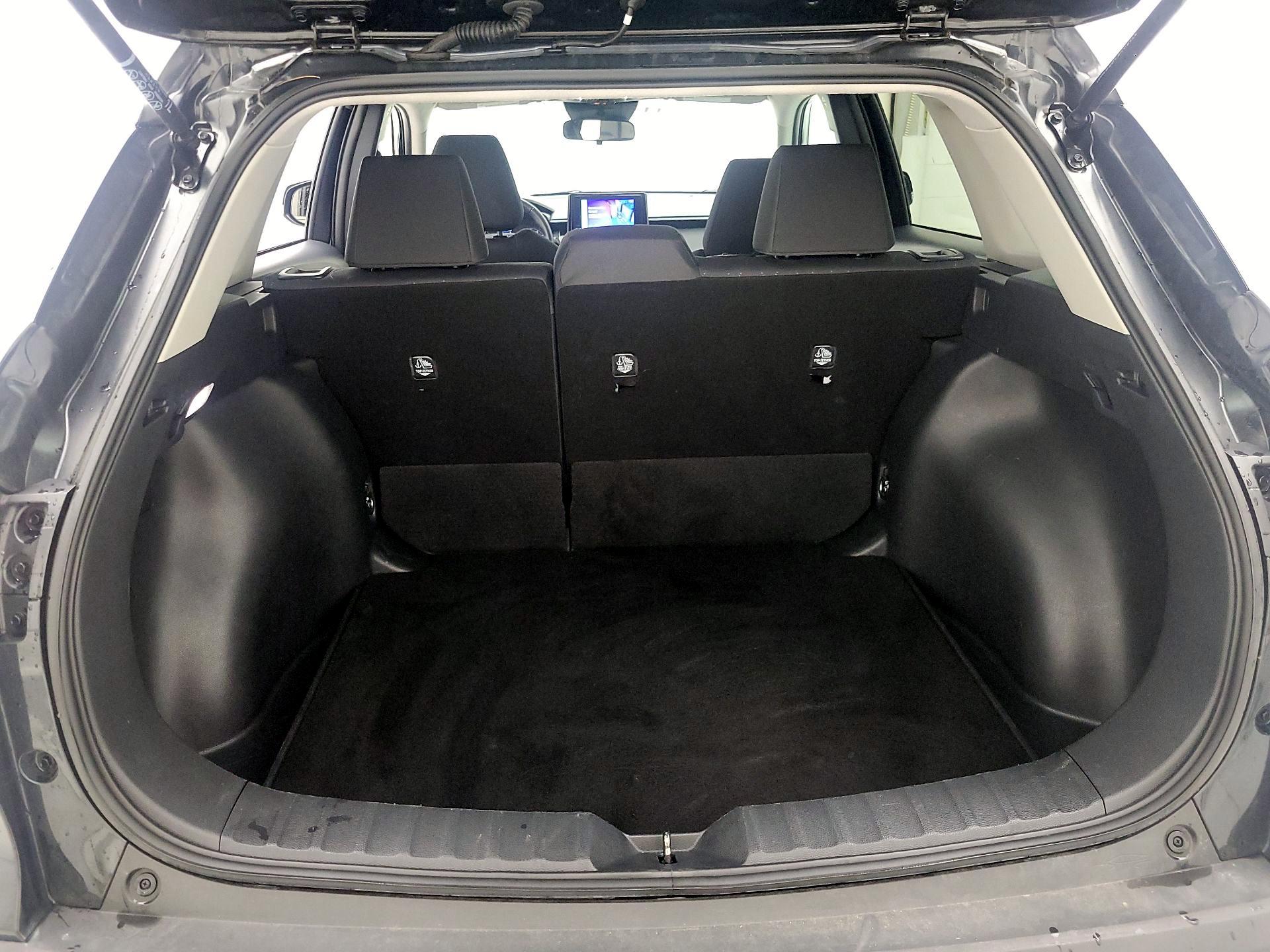 Thumbnail: 2025 Toyota Corolla Cross - 19