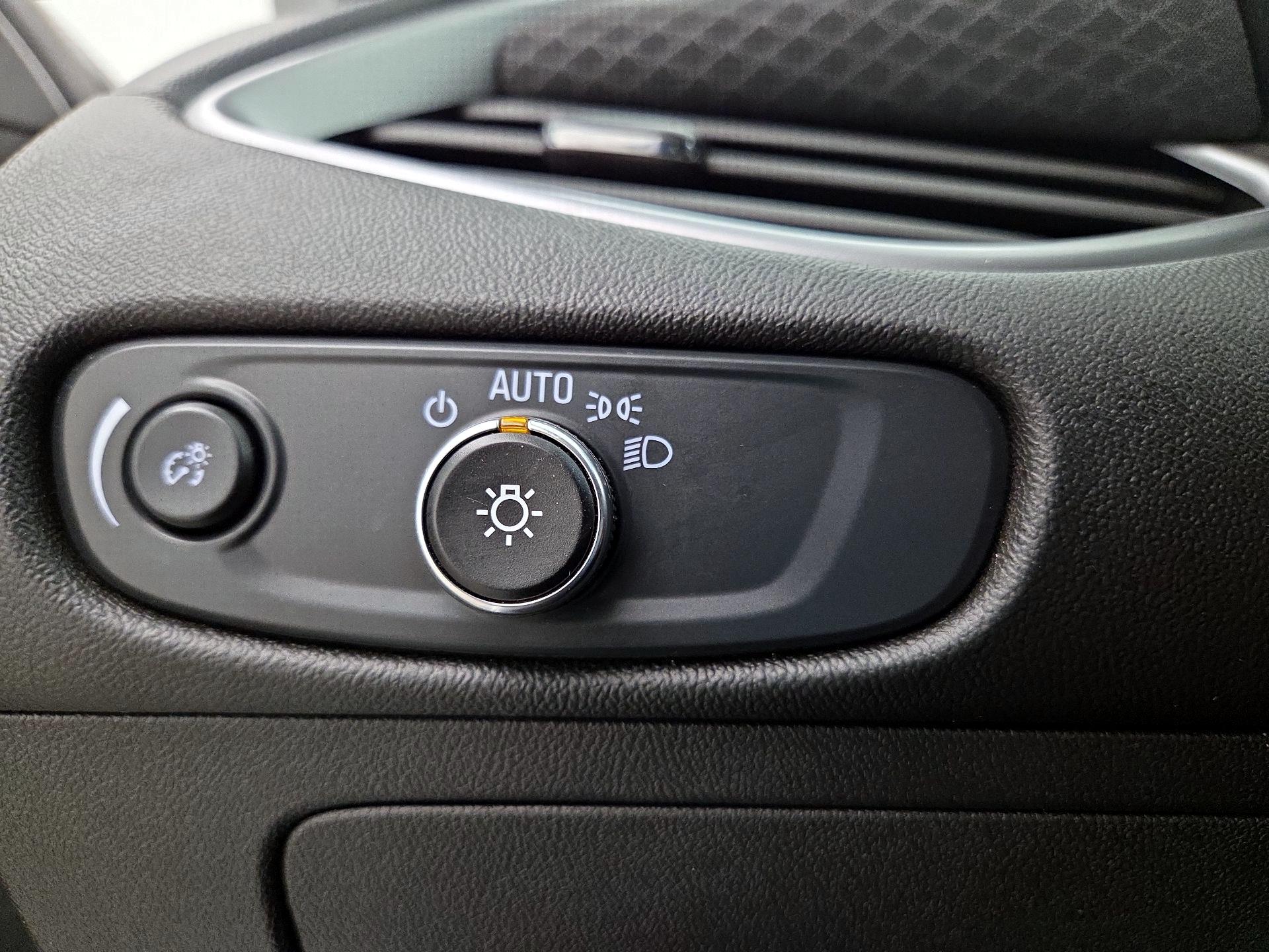 Thumbnail: 2024 Chevrolet Malibu - 13