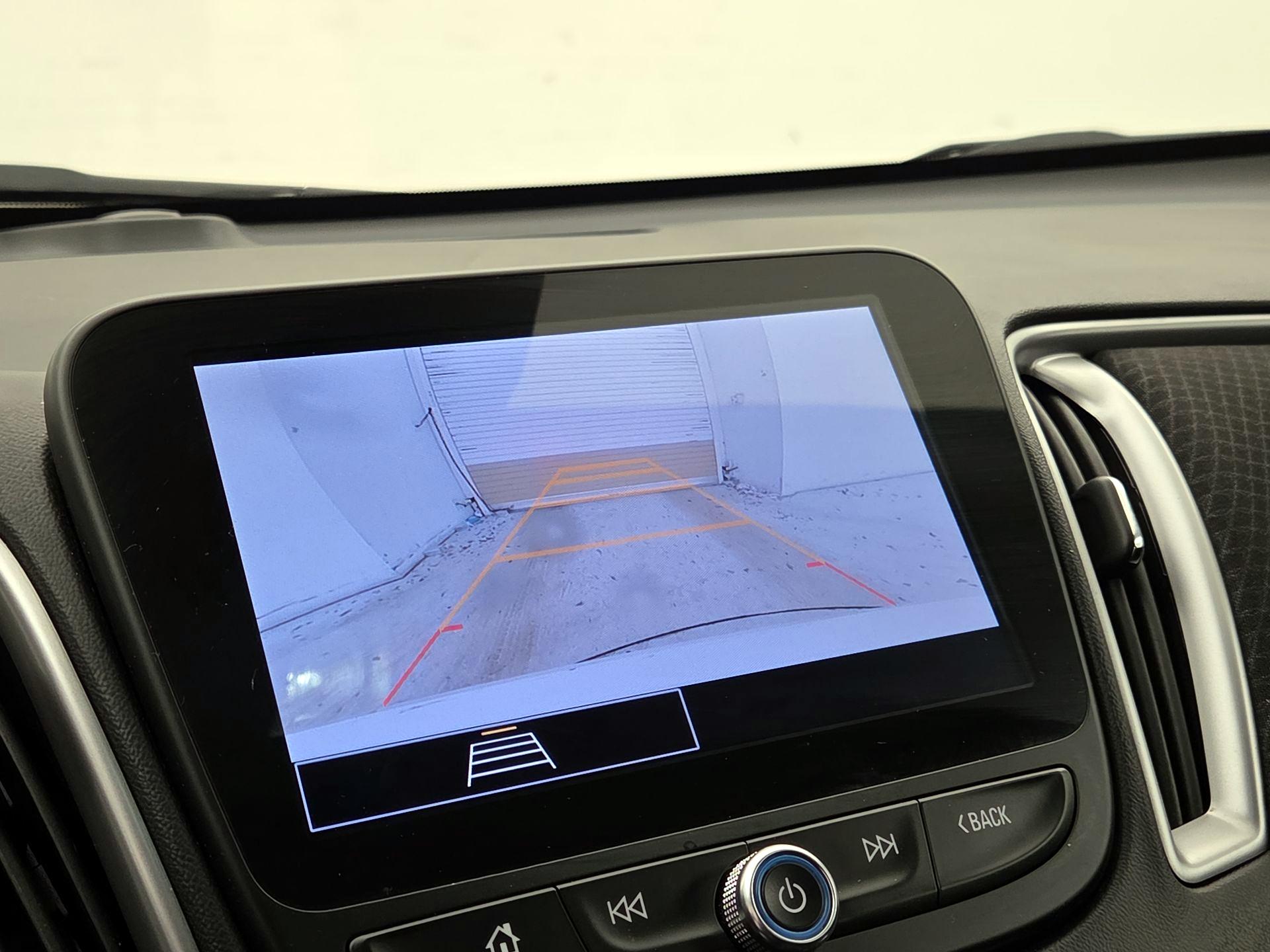 Thumbnail: 2024 Chevrolet Malibu - 14