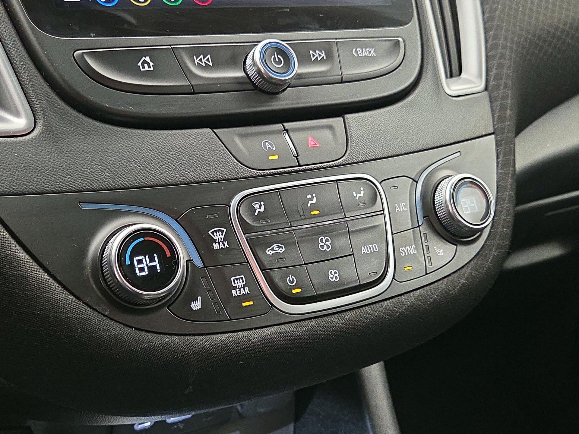 Thumbnail: 2024 Chevrolet Malibu - 16