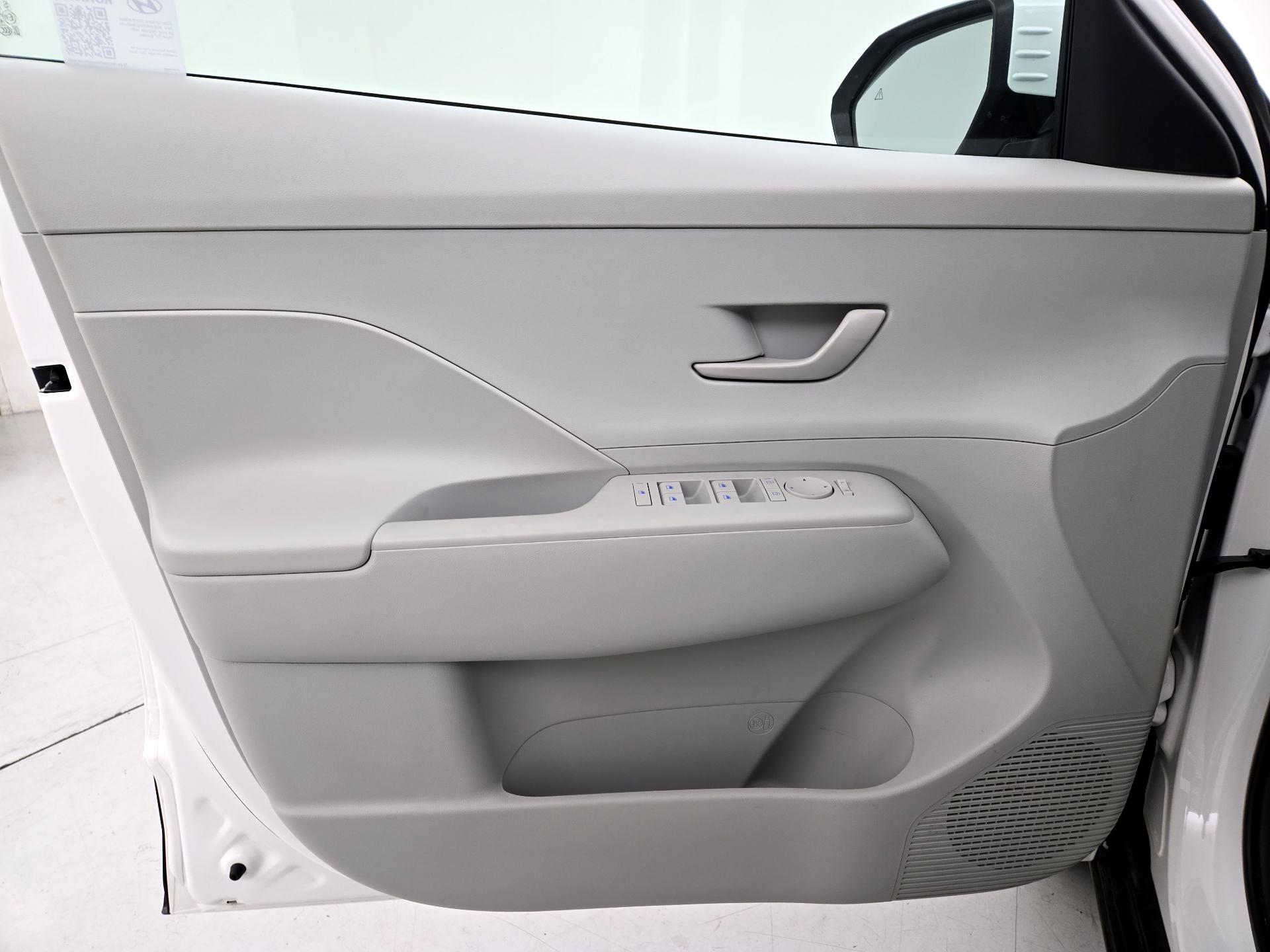 Thumbnail: 2025 Hyundai Kona - 12