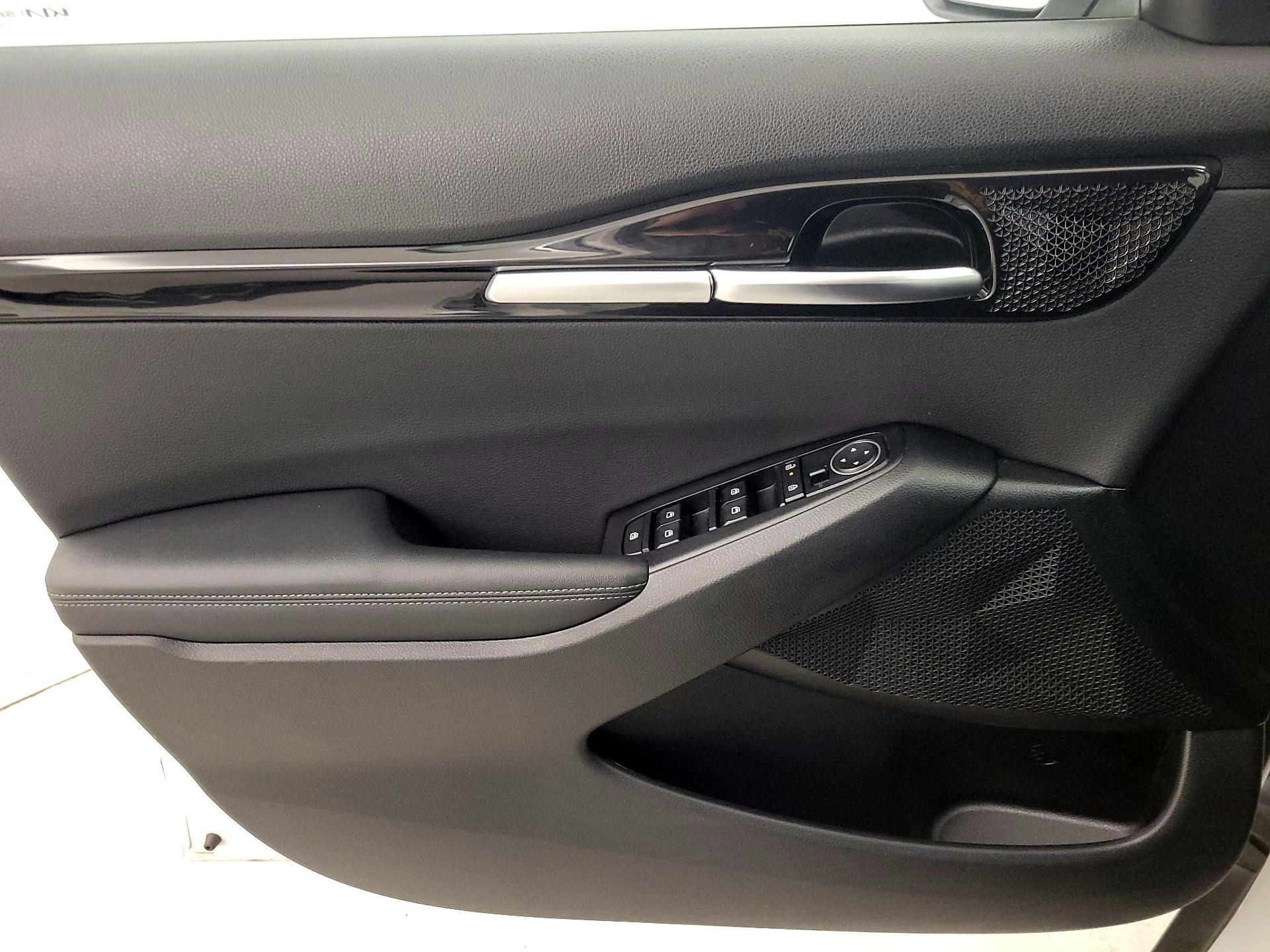 Thumbnail: 2025 Kia Seltos - 12