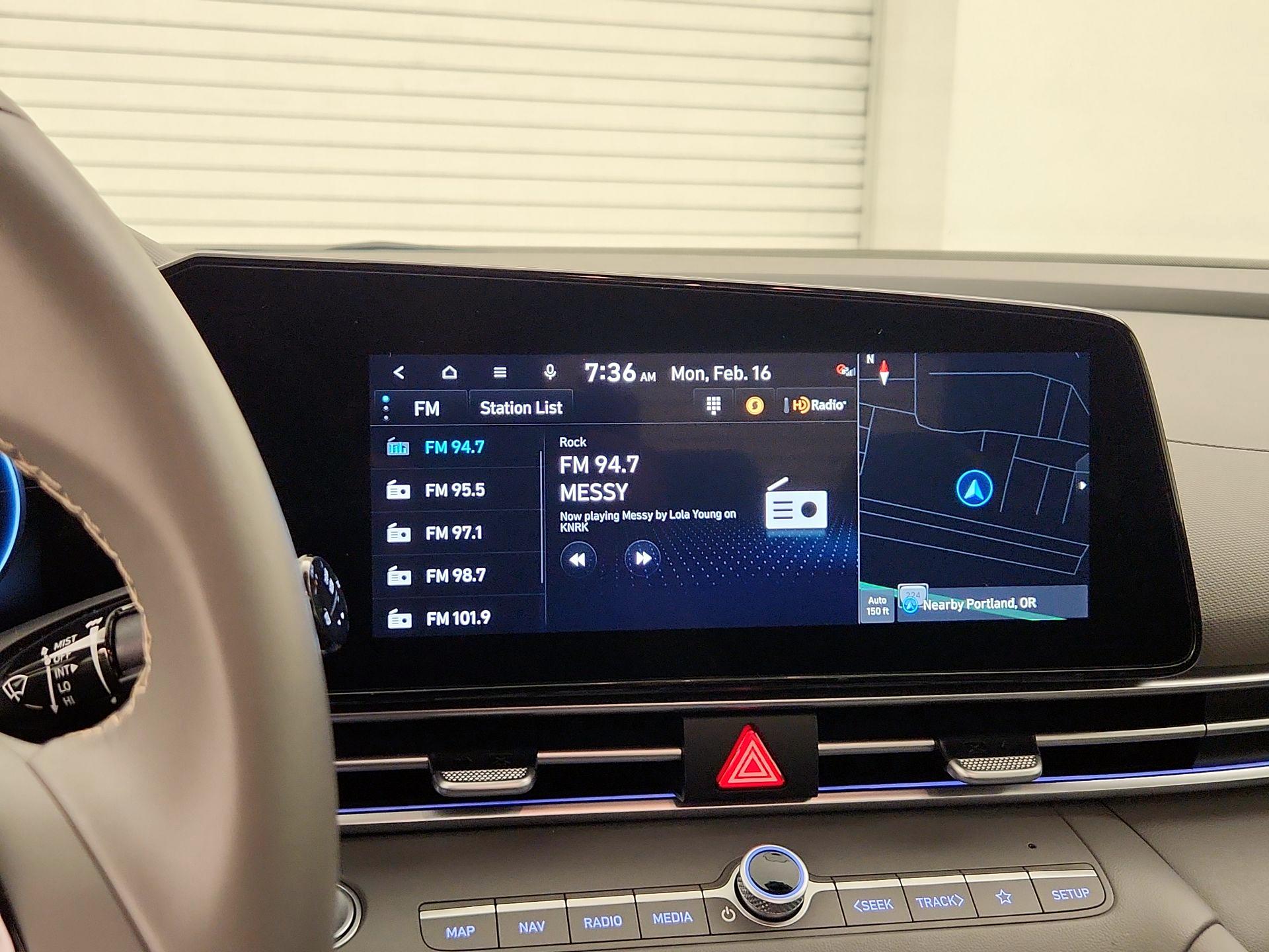 Thumbnail: 2025 Hyundai Elantra - 16