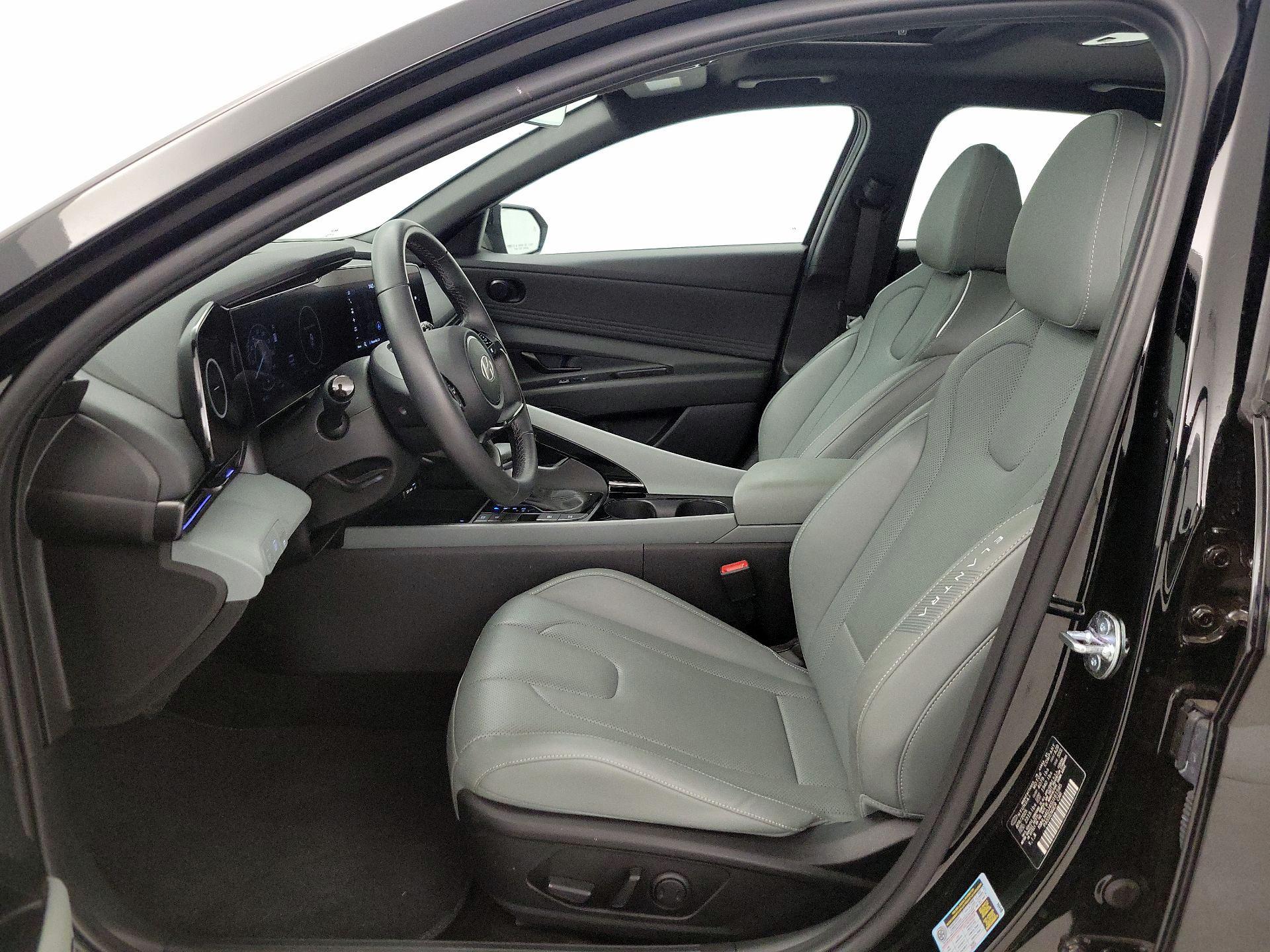 Thumbnail: 2025 Hyundai Elantra - 11