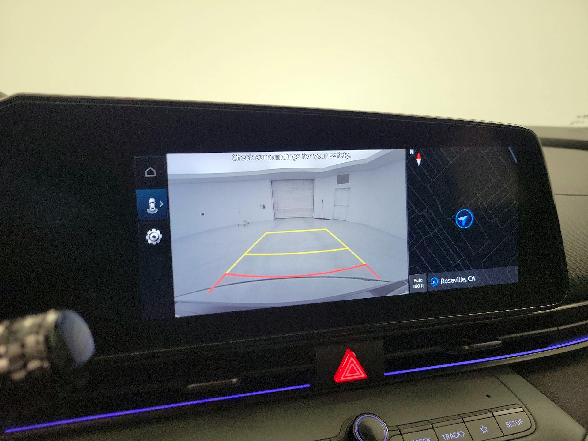 Thumbnail: 2025 Hyundai Elantra - 15