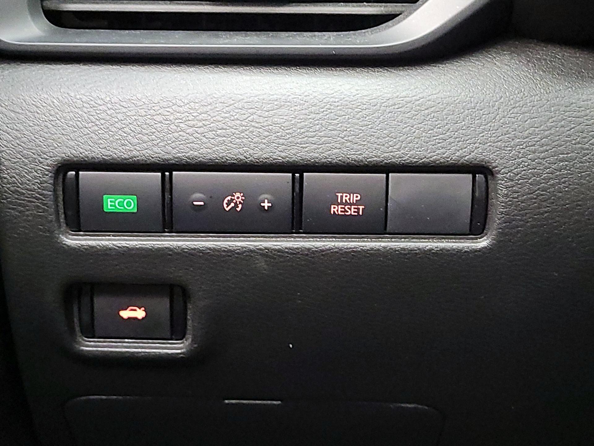 Thumbnail: 2025 Nissan Sentra - 11