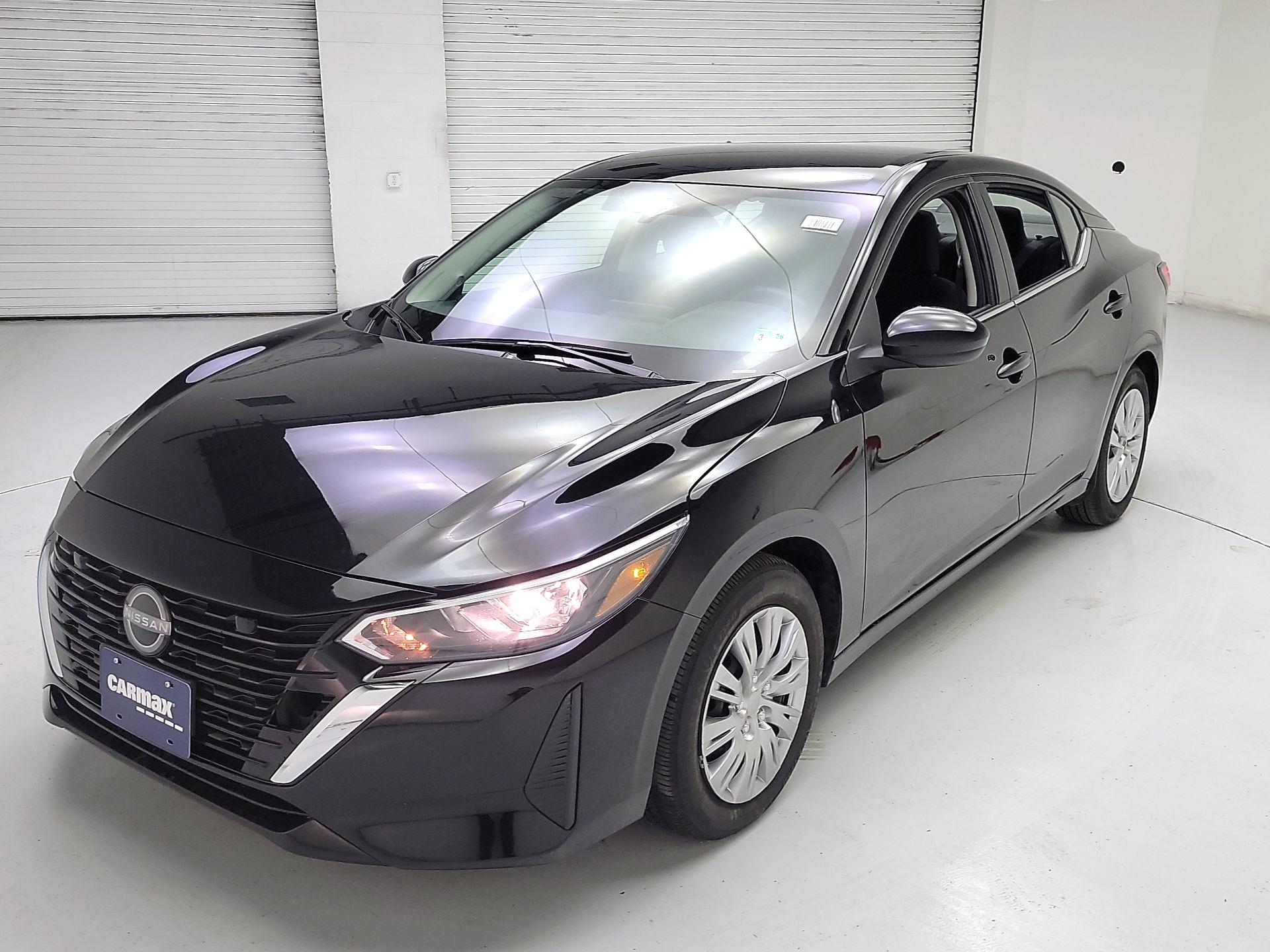 Thumbnail: 2025 Nissan Sentra - 3