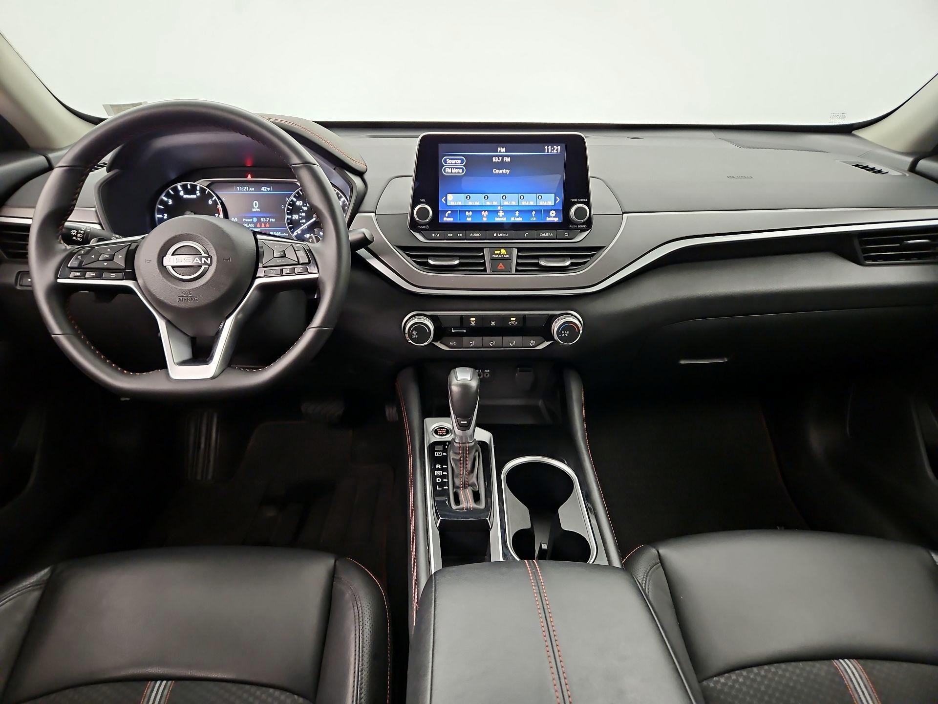 Thumbnail: 2025 Nissan Altima - 9