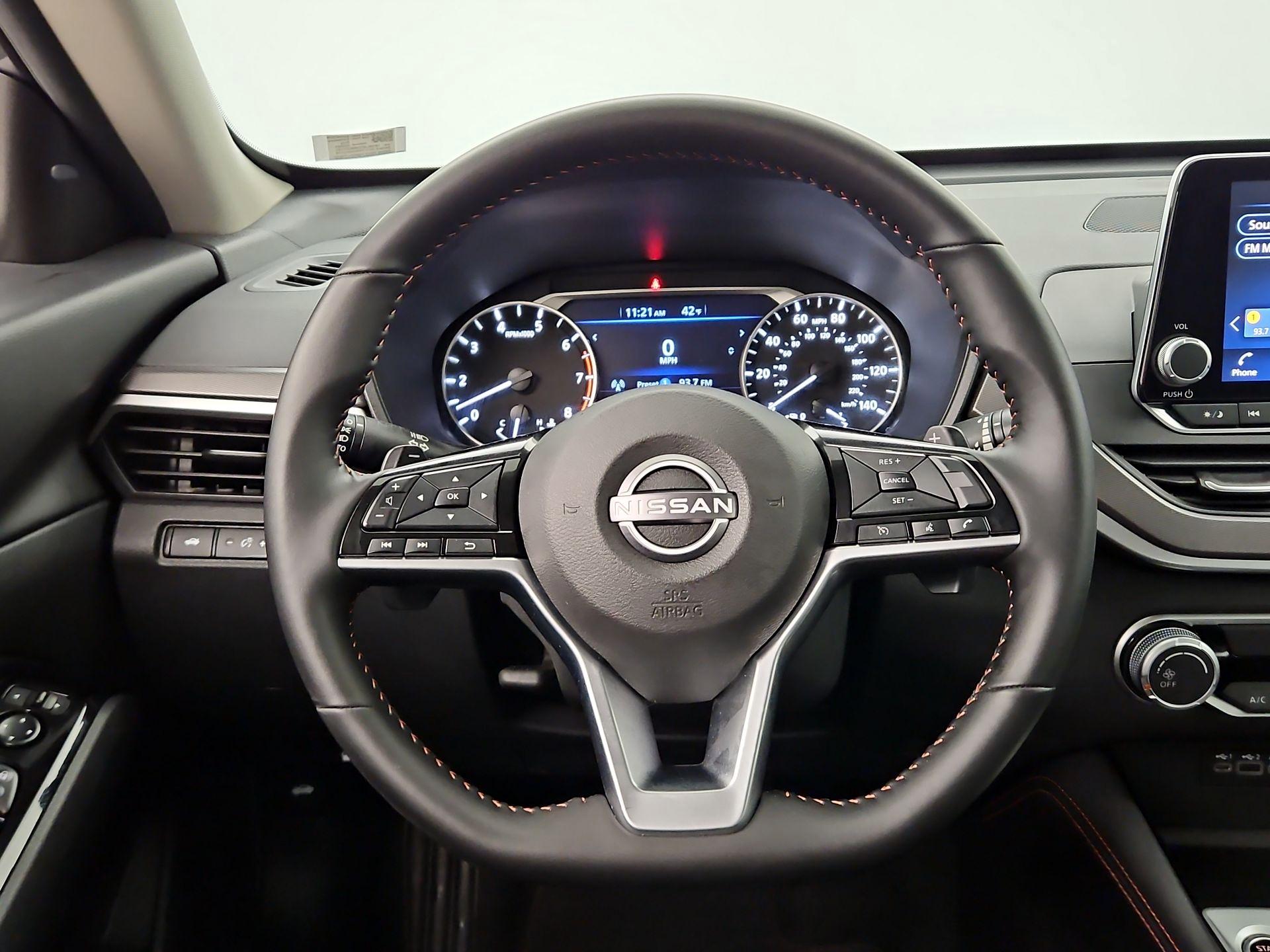 Thumbnail: 2025 Nissan Altima - 10