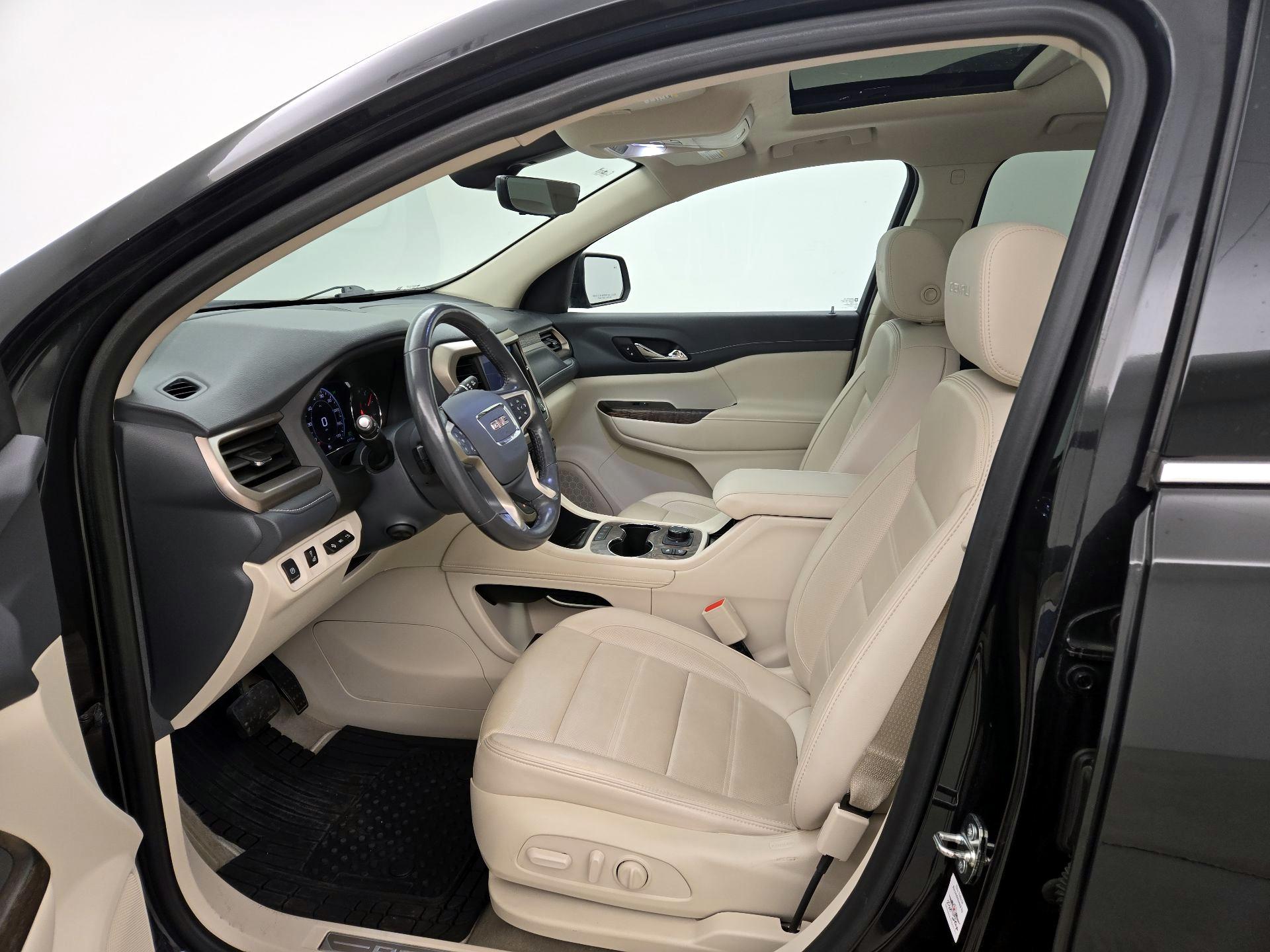 Thumbnail: 2020 GMC Acadia - 11