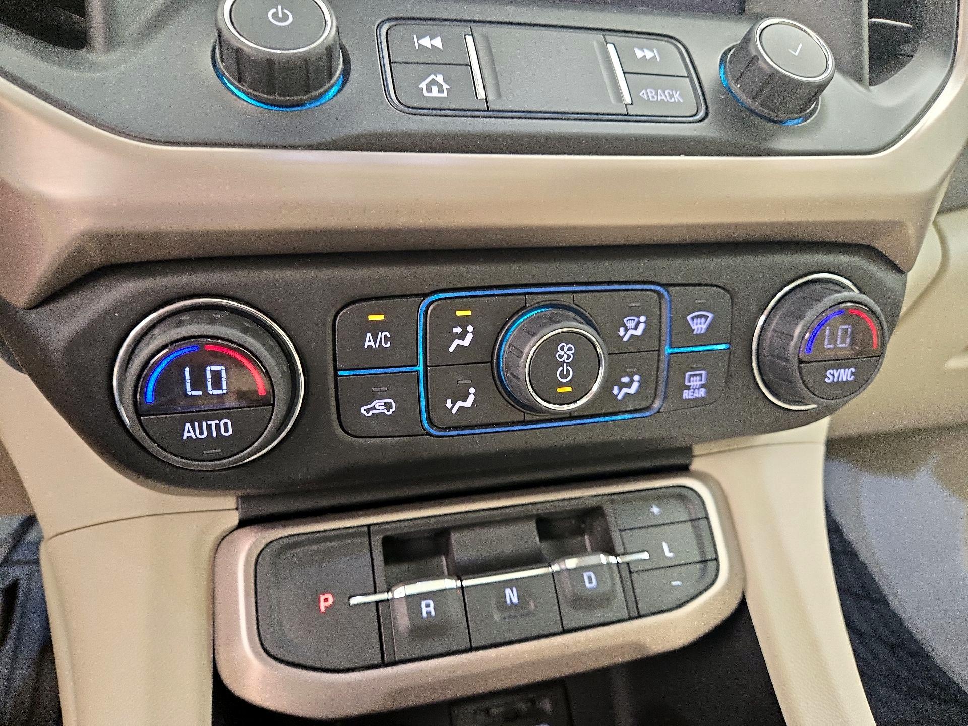 Thumbnail: 2020 GMC Acadia - 17