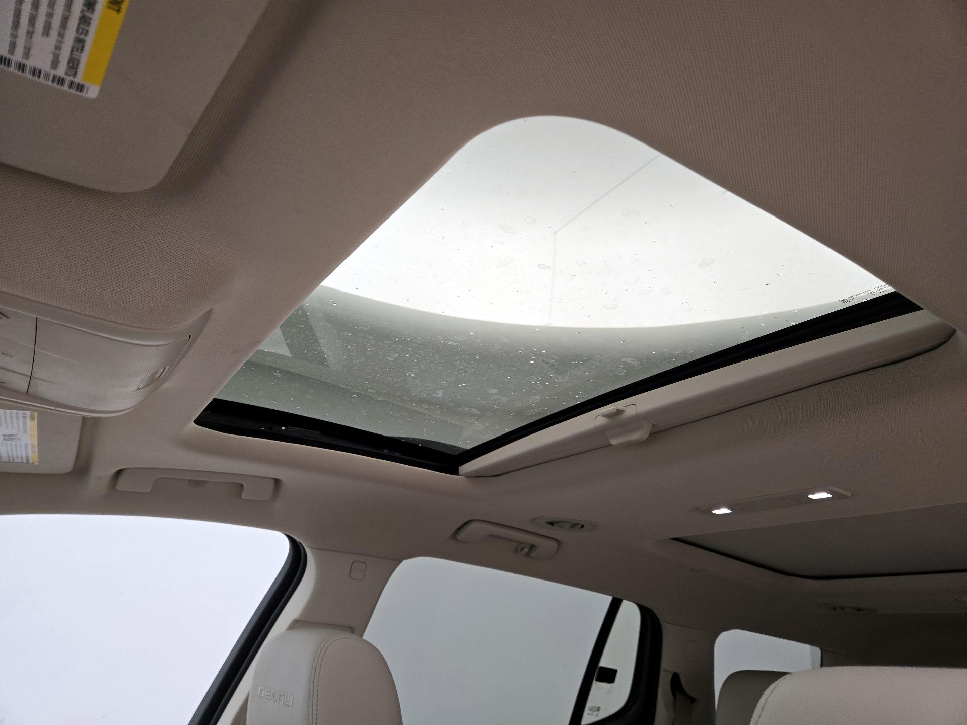 Thumbnail: 2020 GMC Acadia - 20