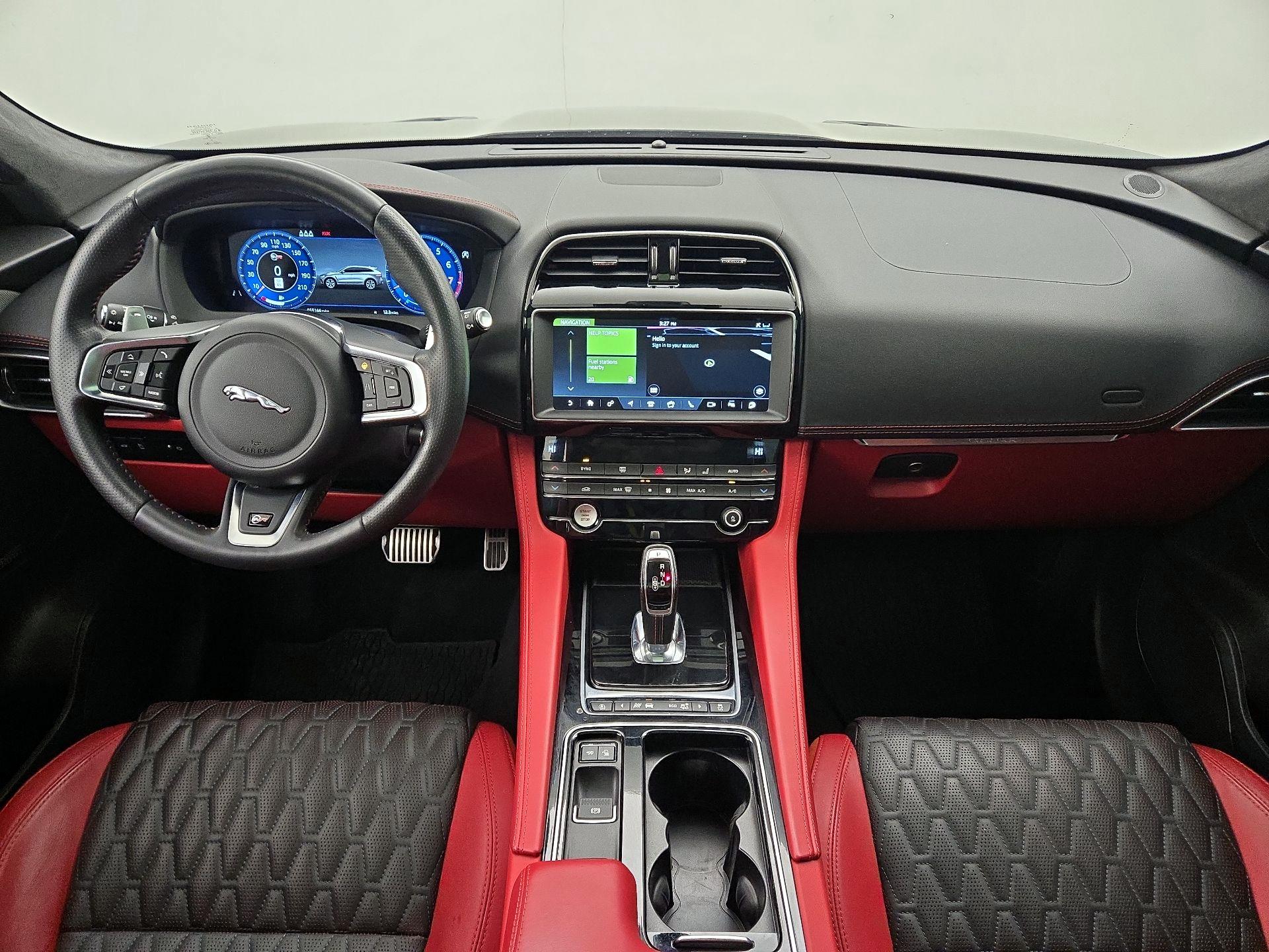 Thumbnail: 2020 Jaguar F-Pace - 9