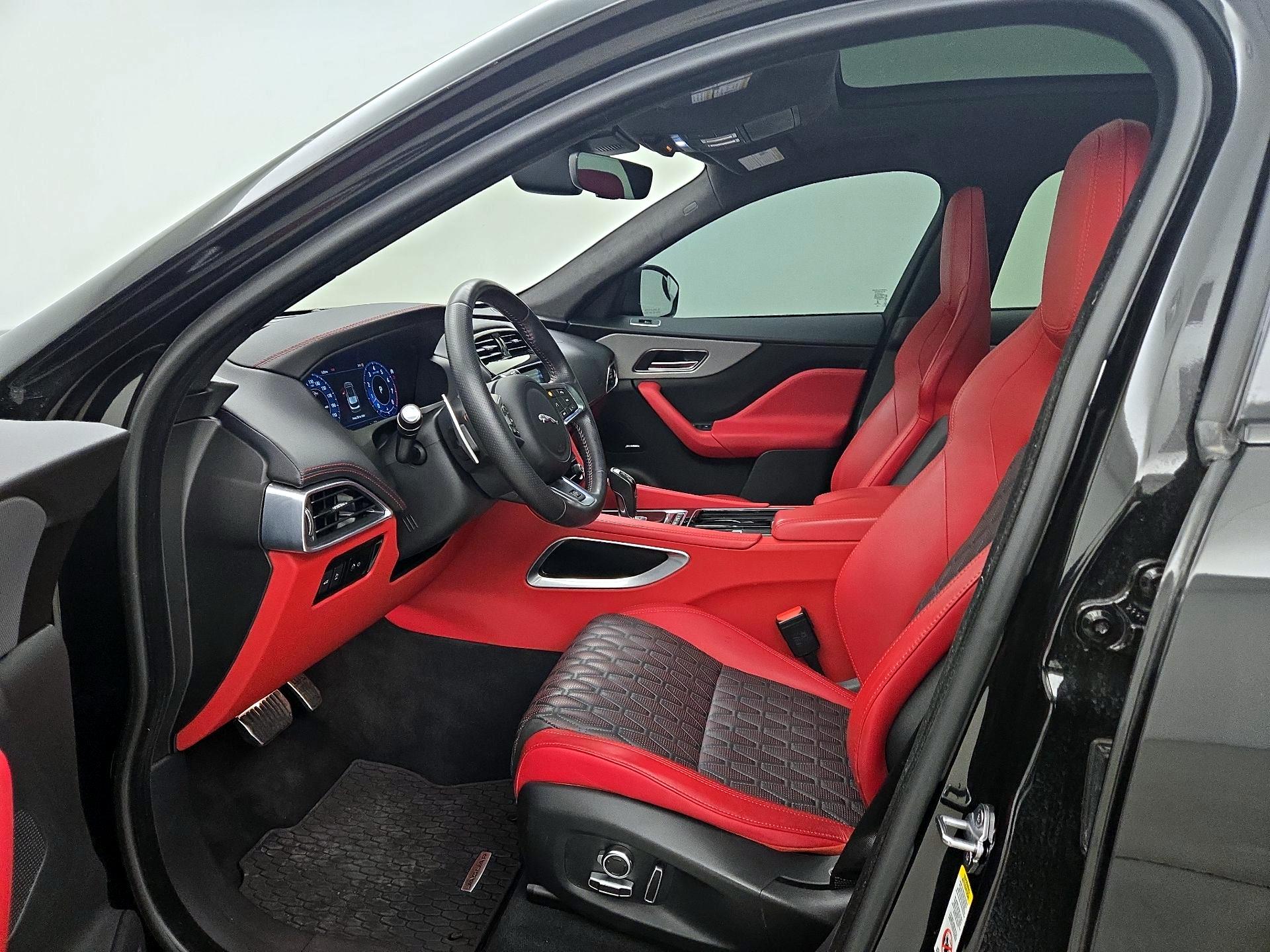 Thumbnail: 2020 Jaguar F-Pace - 11