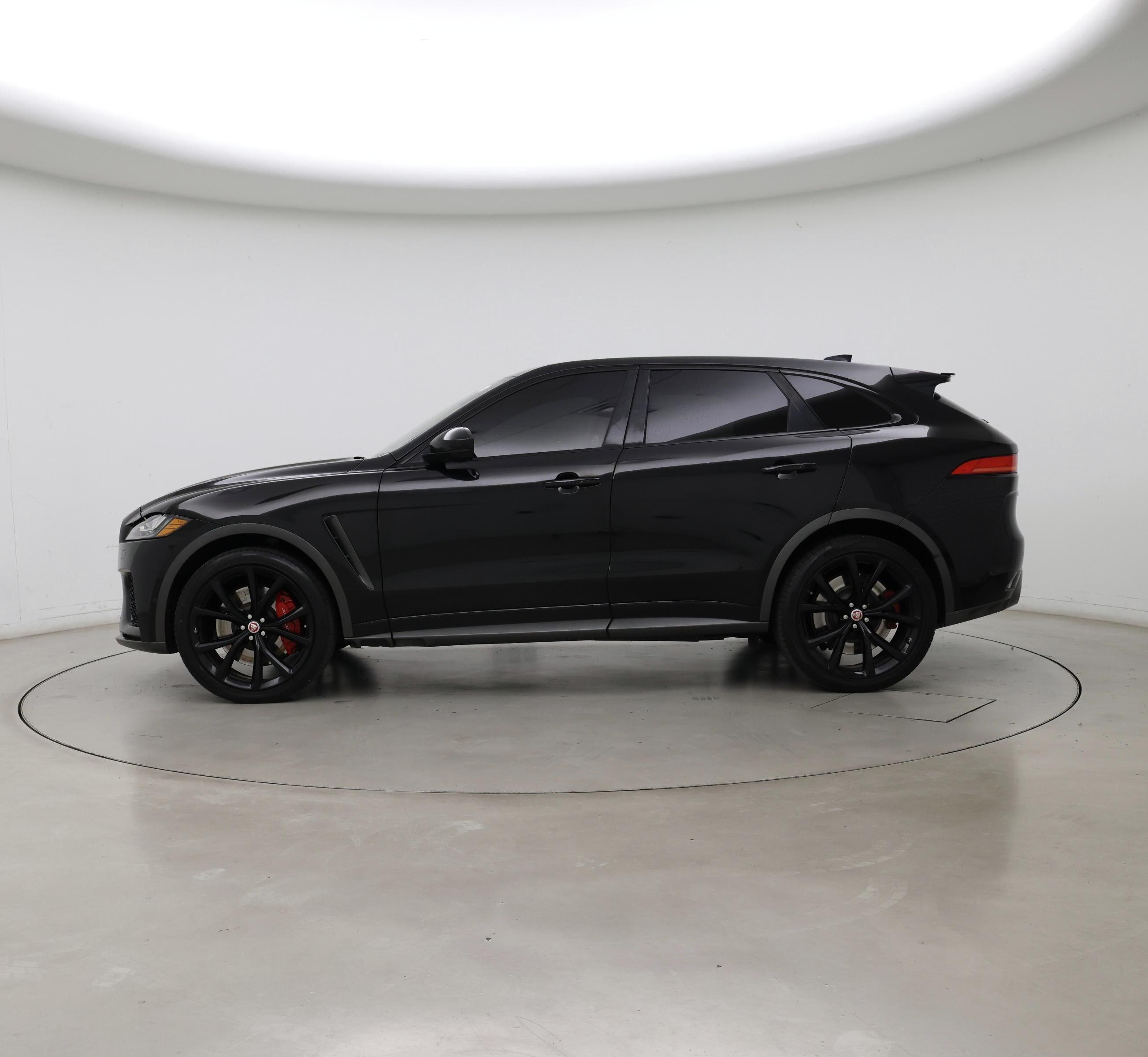 Thumbnail: 2020 Jaguar F-Pace - 3