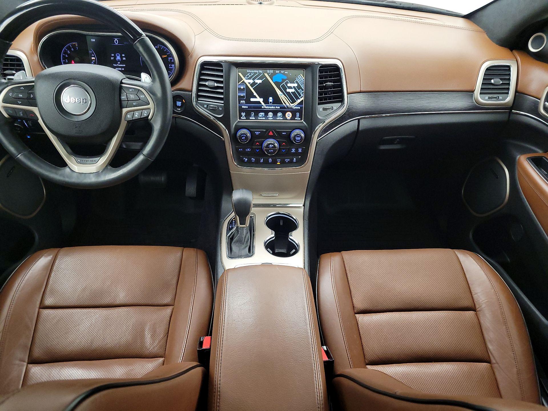 Thumbnail: 2017 Jeep Grand Cherokee - 9