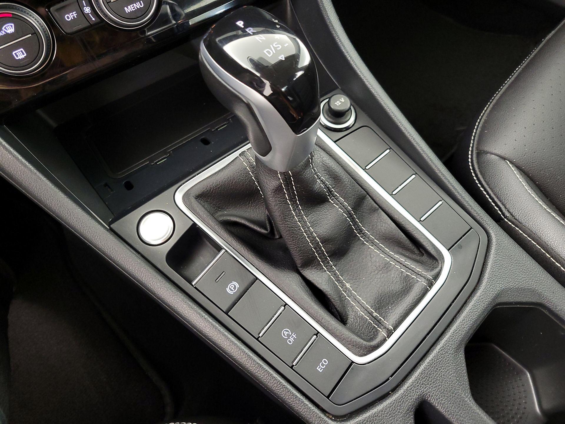 Thumbnail: 2024 Volkswagen Jetta - 17