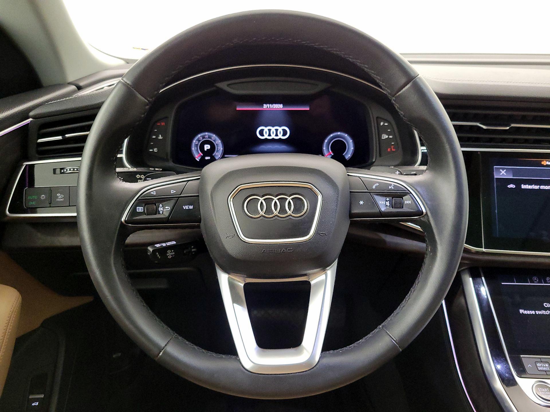 Thumbnail: 2023 Audi Q8 - 10