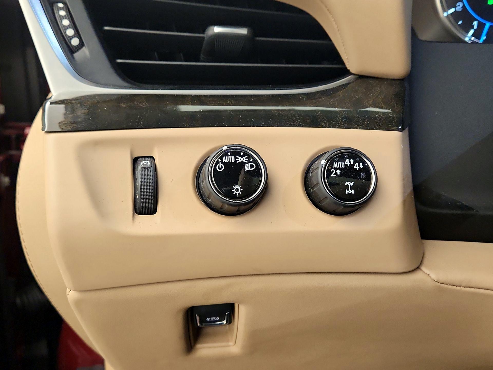 Thumbnail: 2019 Cadillac Escalade - 13