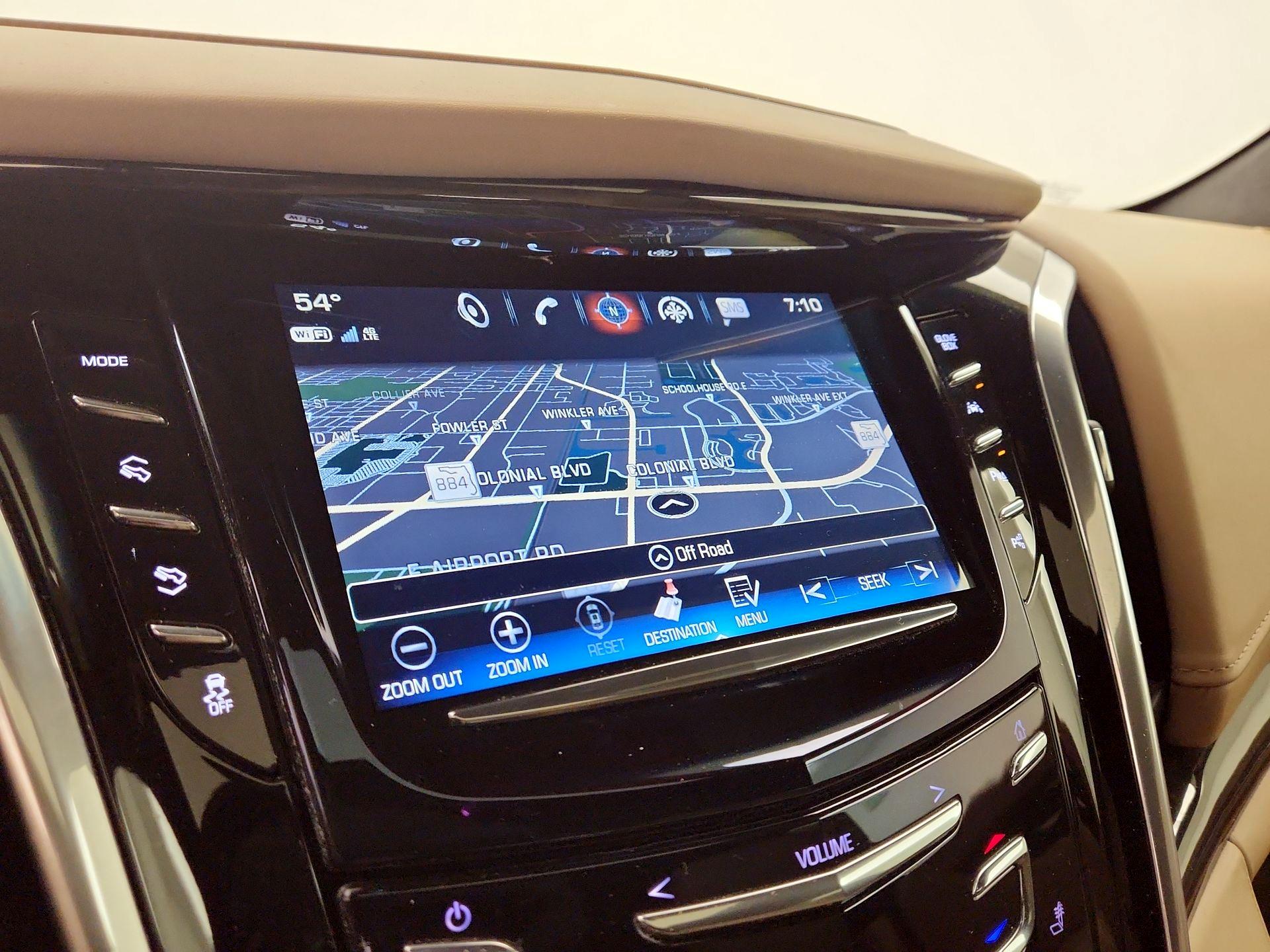 Thumbnail: 2019 Cadillac Escalade - 14