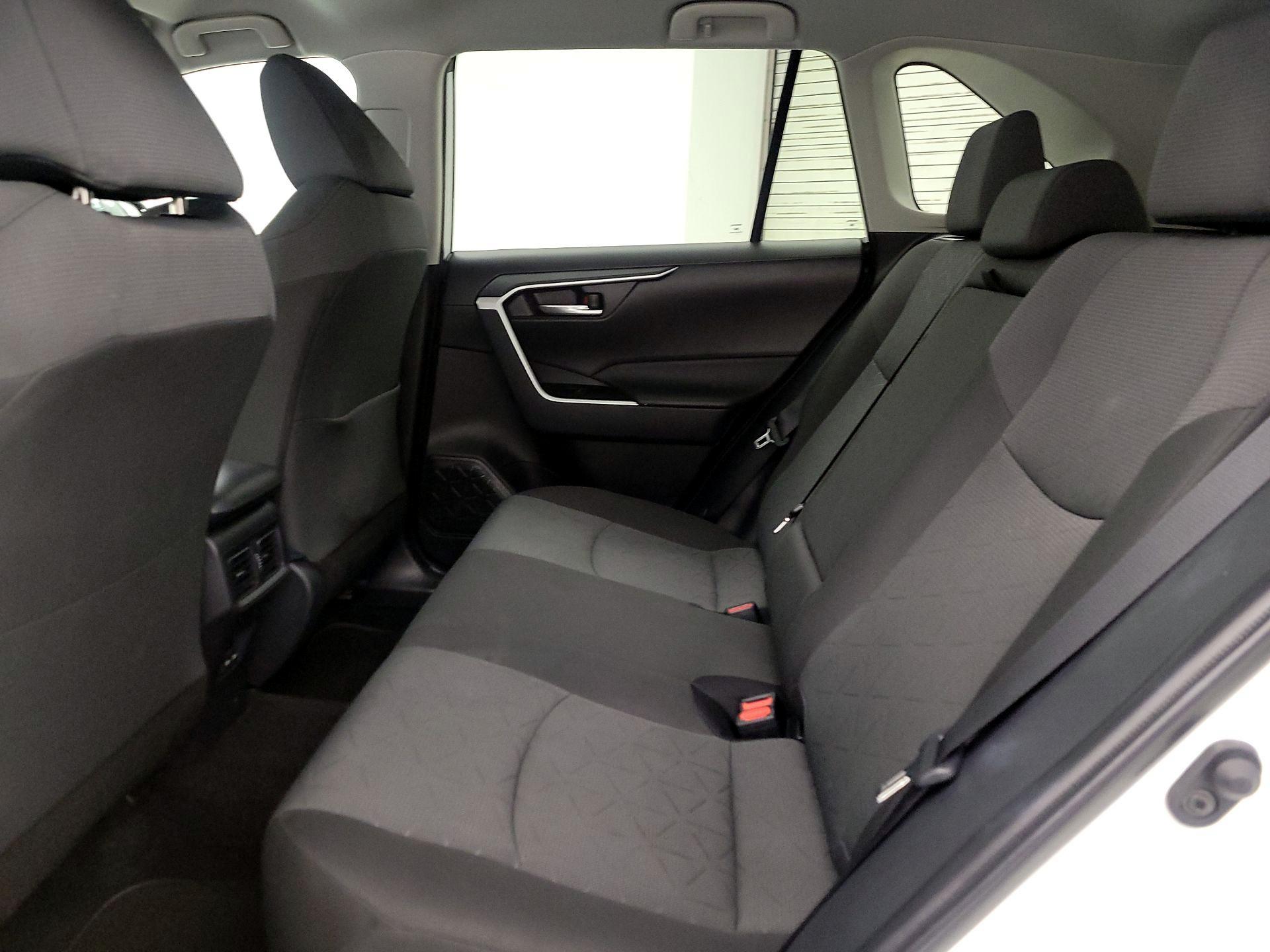 Thumbnail: 2025 Toyota RAV4 - 20