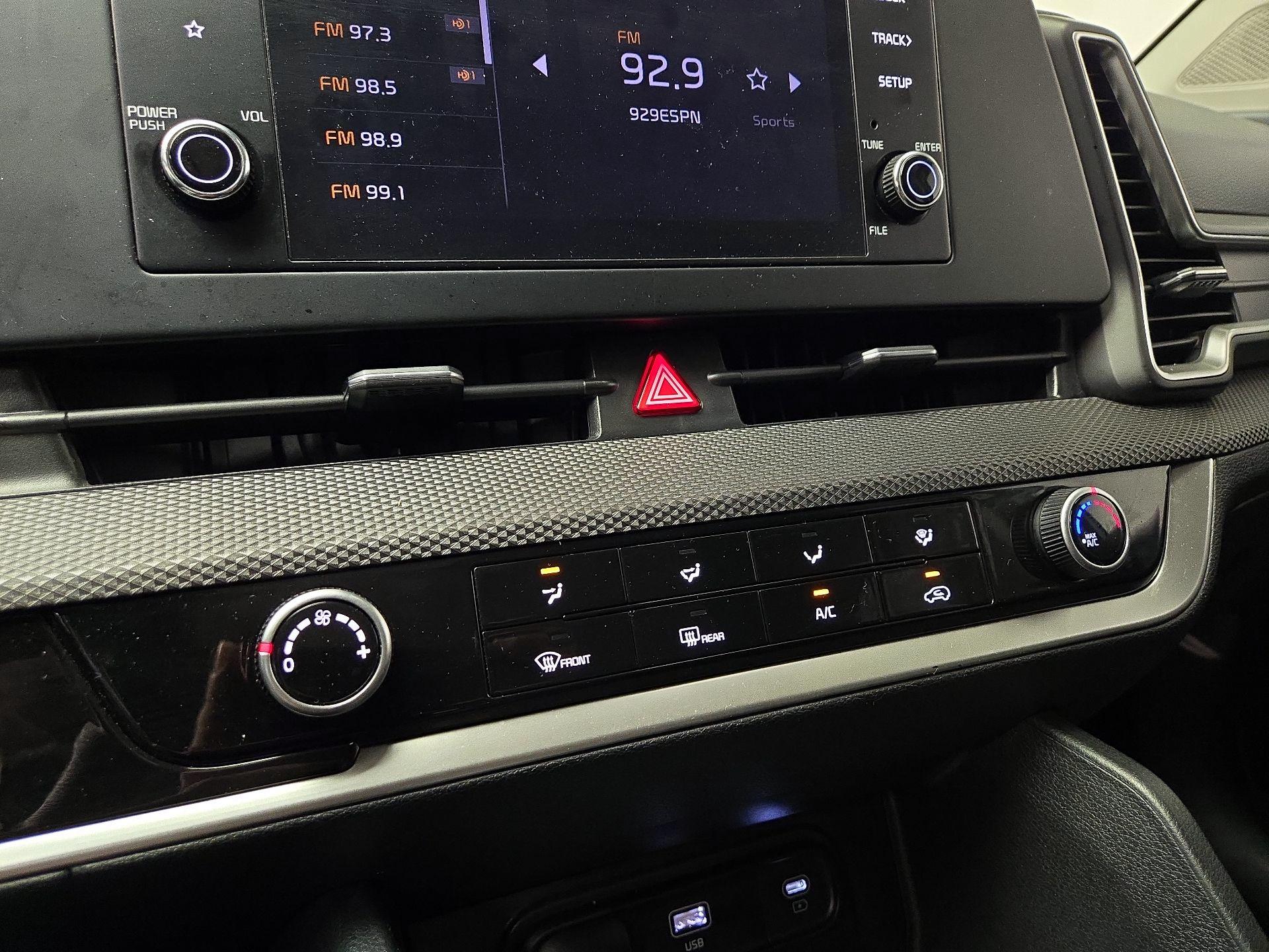 Thumbnail: 2025 Kia Sportage - 16