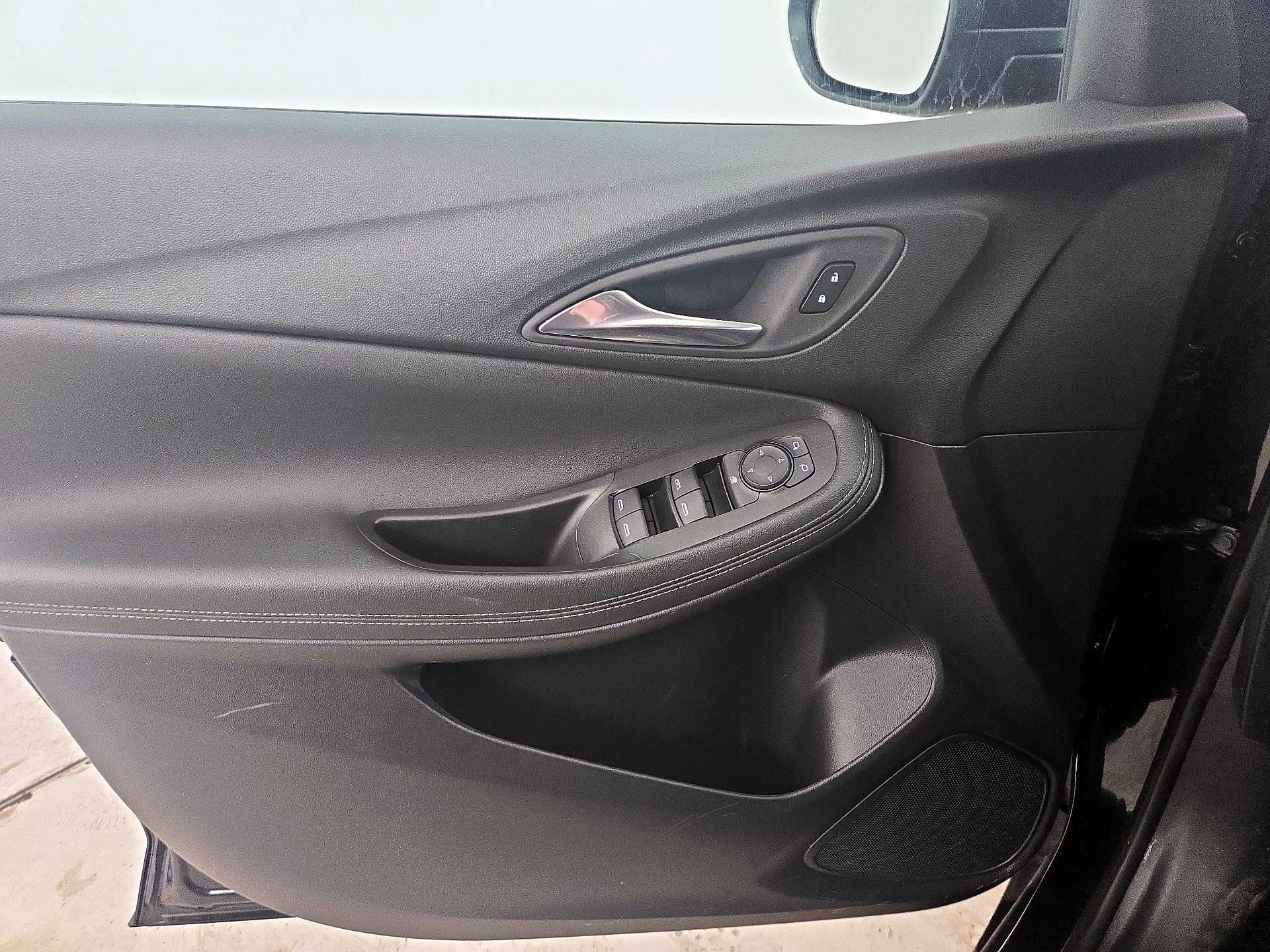 Thumbnail: 2025 Buick Encore GX - 12