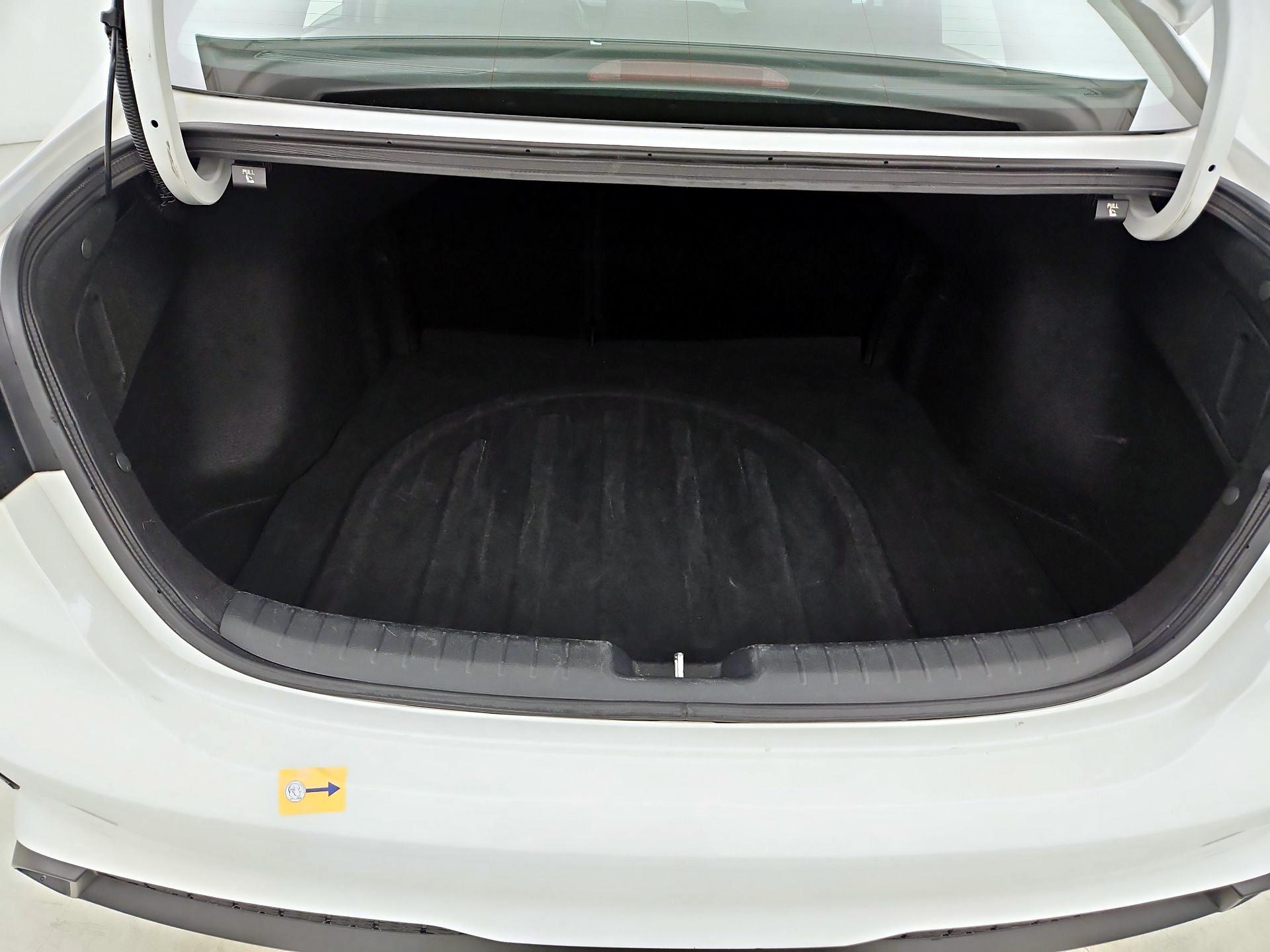 Thumbnail: 2024 Kia Forte - 20