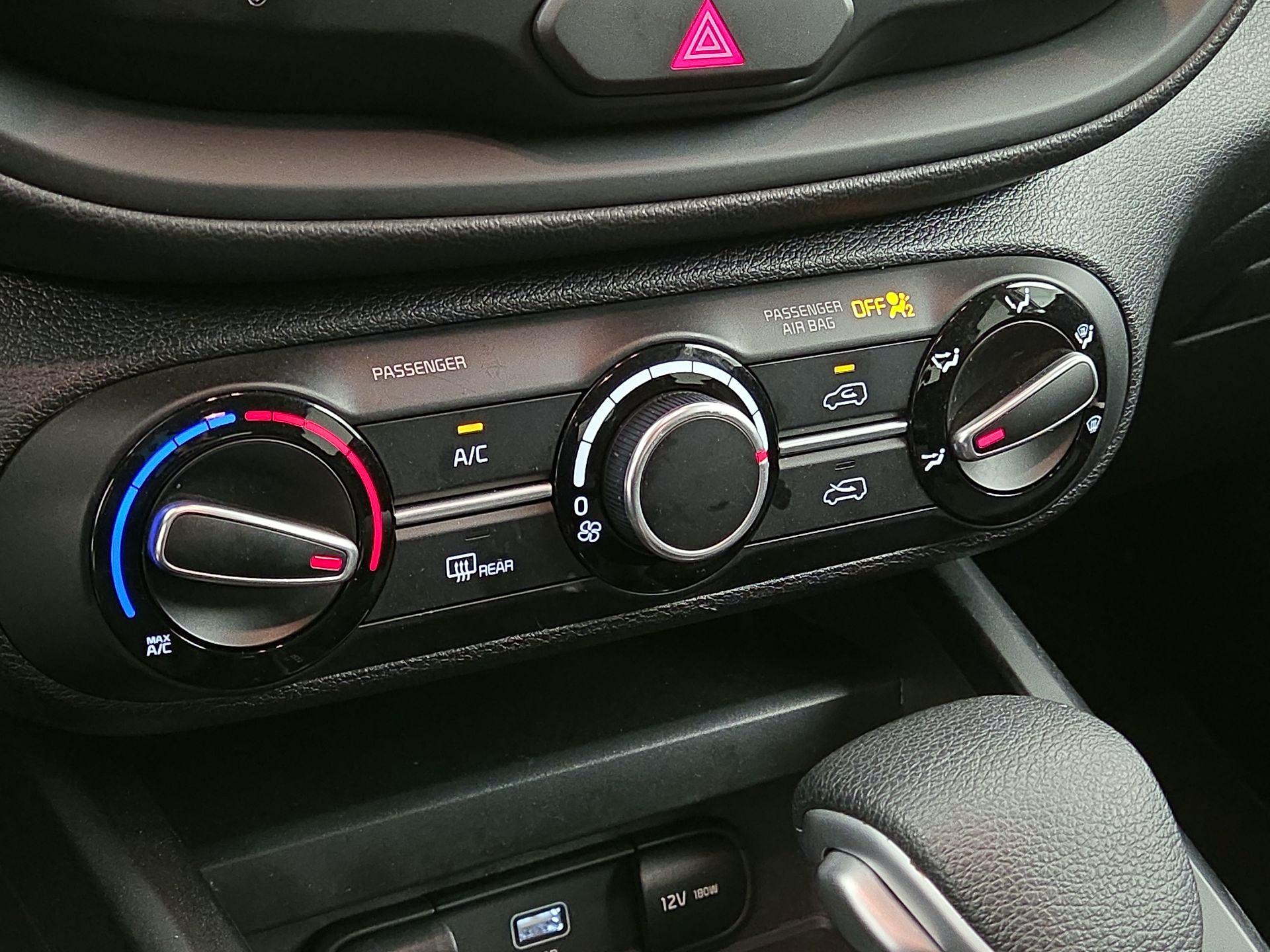 Thumbnail: 2025 Kia Soul - 16