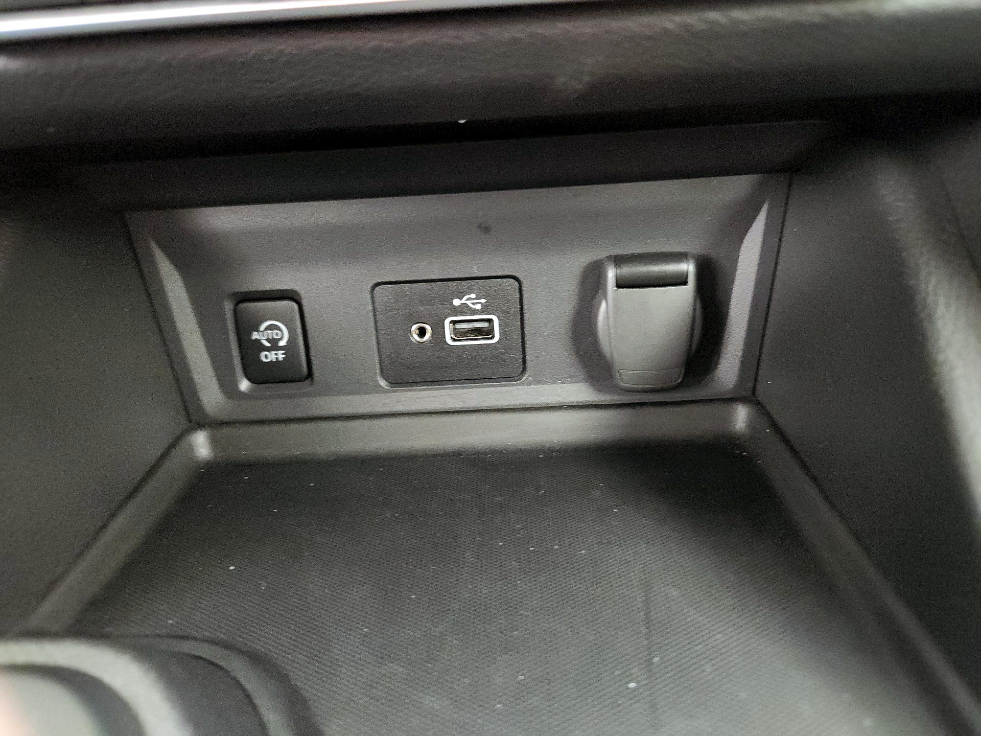 Thumbnail: 2025 Nissan Sentra - 18